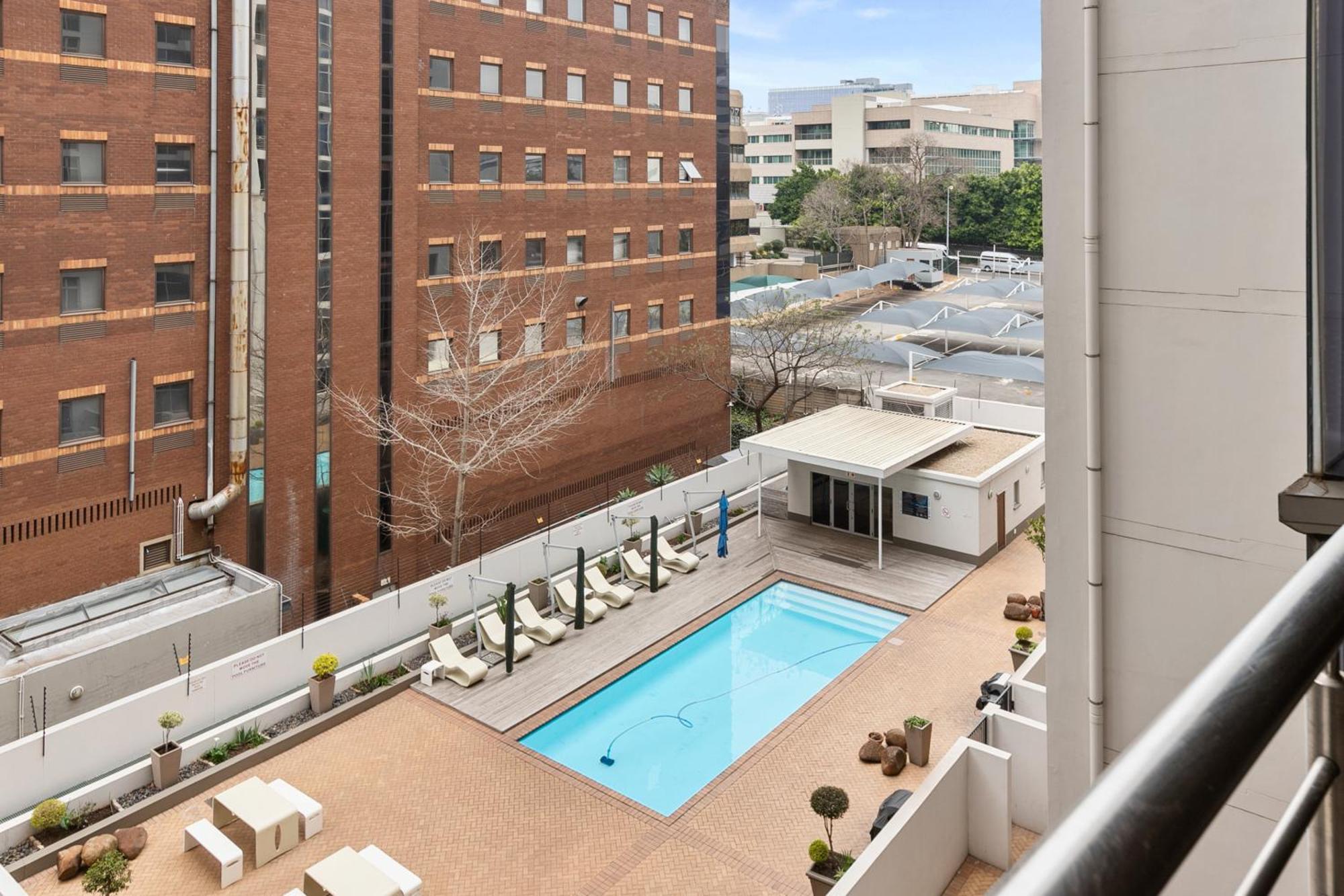 Hydro Park Residences In Sandton With Generator Căn hộ Johannesburg