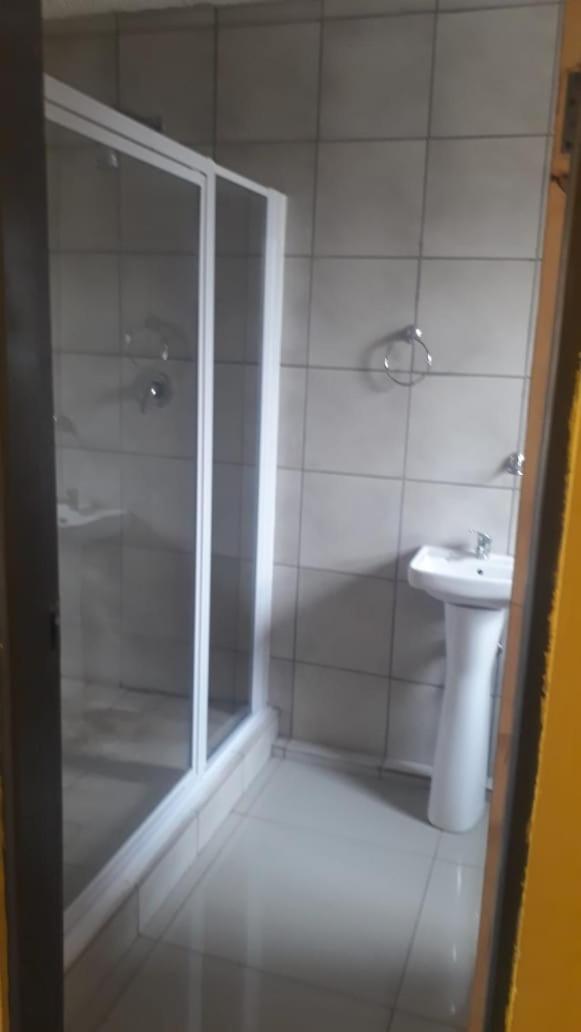 Elson Guest house