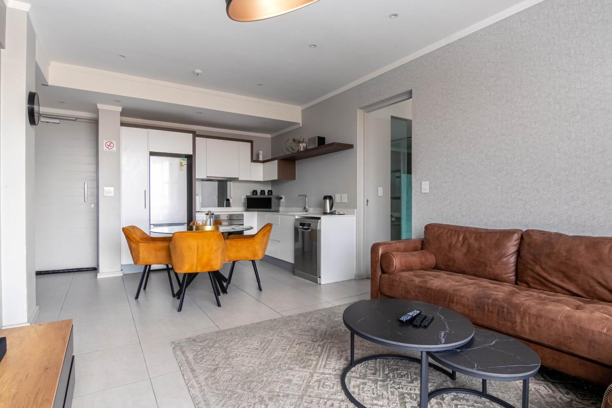 Apartment Sandton Smart Fifteen