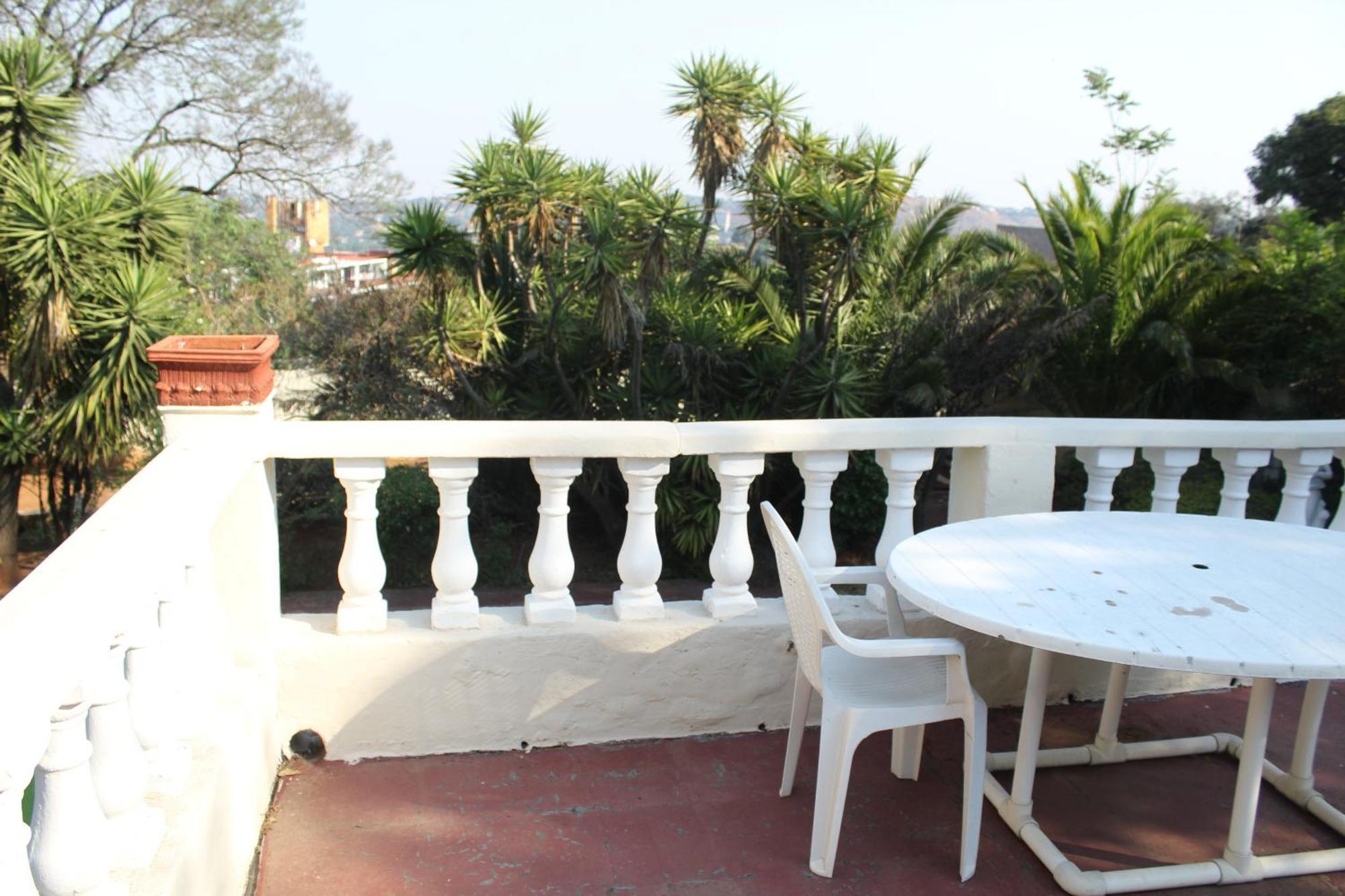 Apartment Deluxe 4 Bedroom Greek