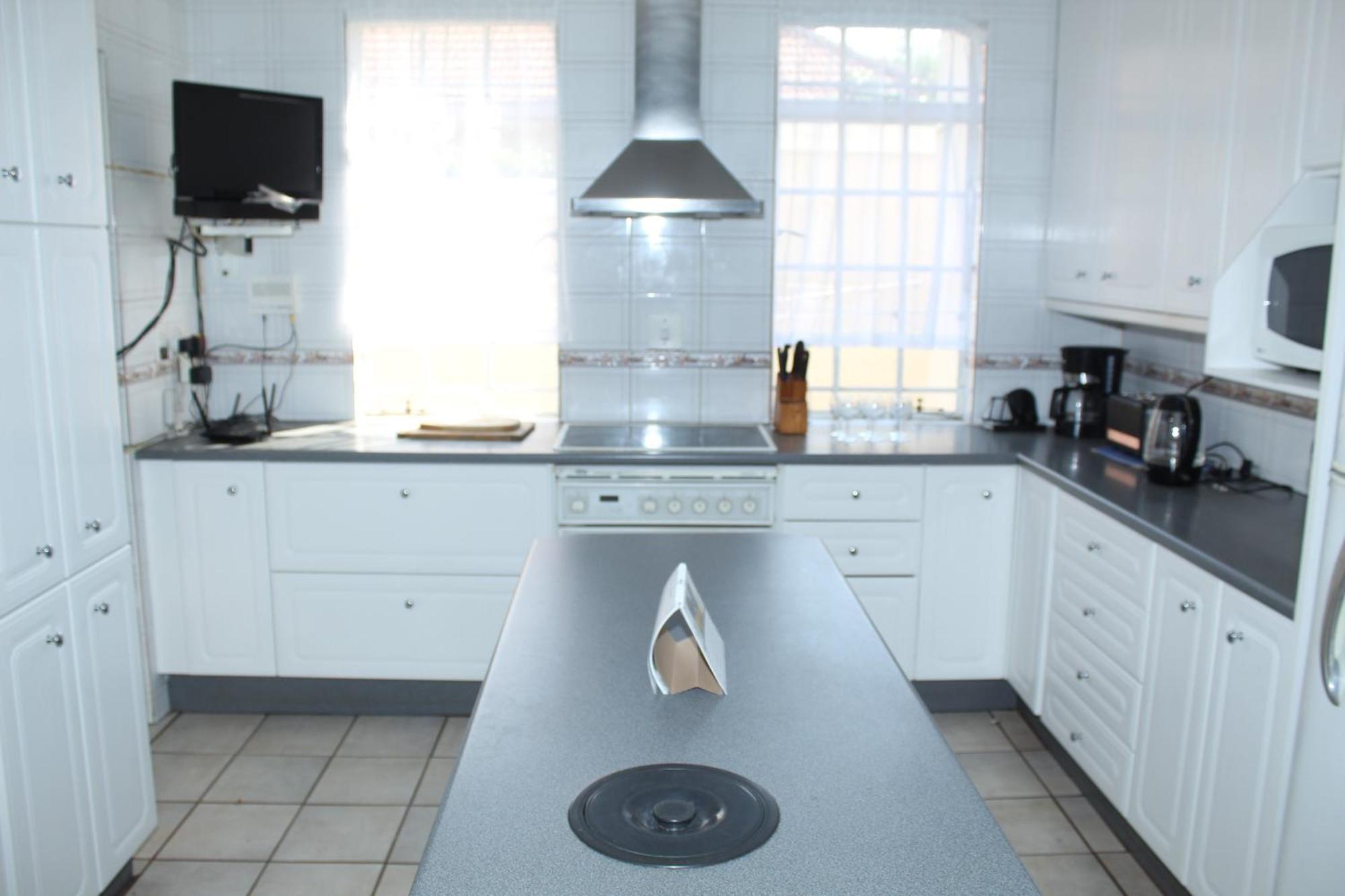Deluxe 4 Bedroom Greek Johannesburg