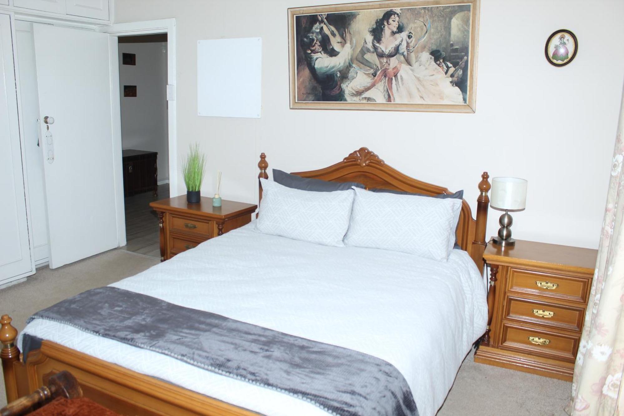Deluxe 4 Bedroom Greek Apartment Johannesburg