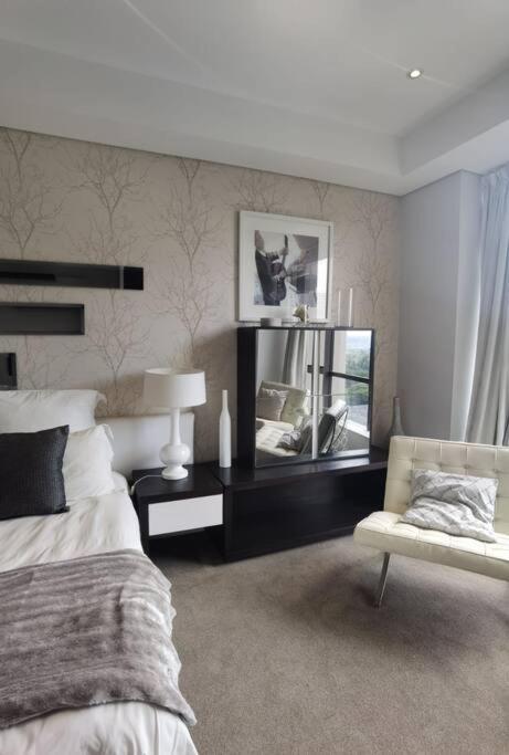 Exec @ Sandtonskye Apartamento Joanesburgo