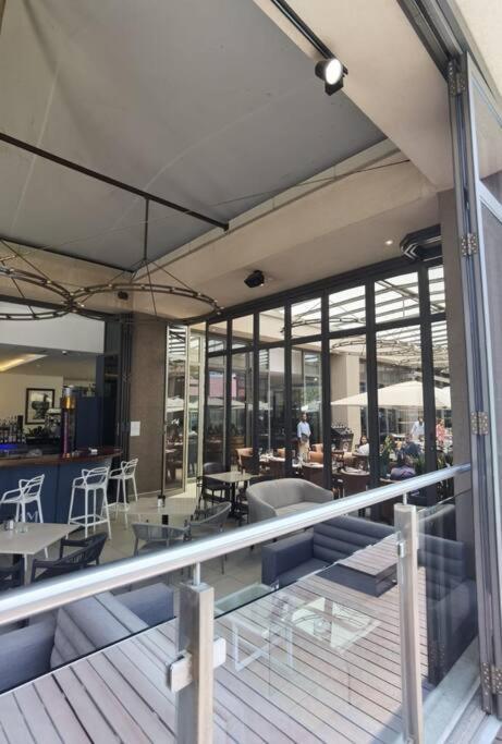 Exec @ Sandtonskye Apartamento *