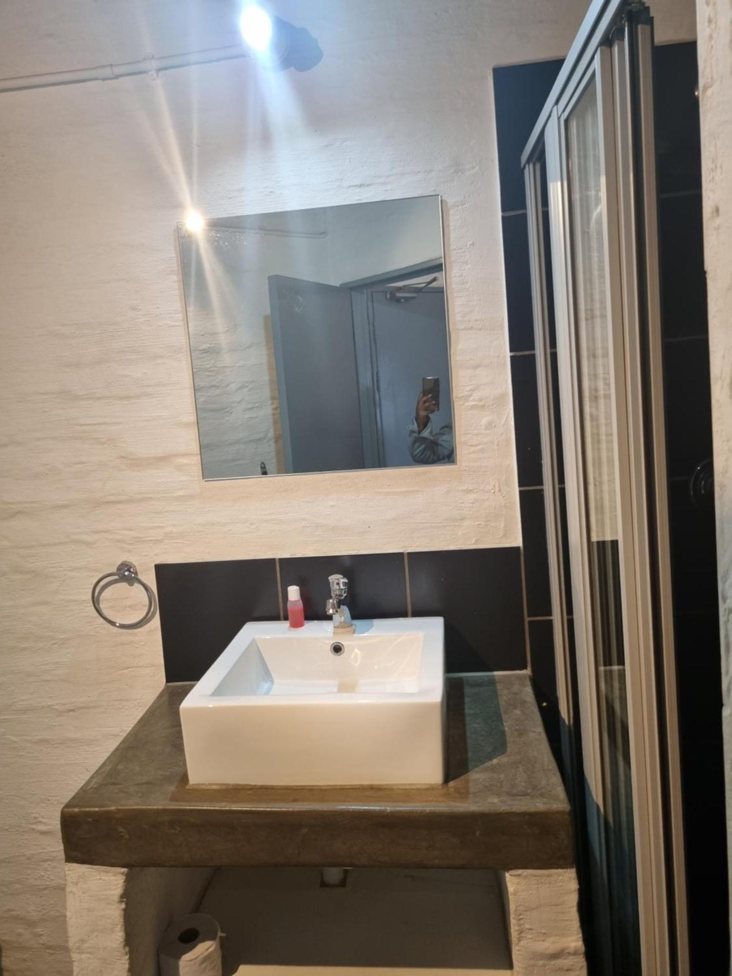 Guest house Dimpho House In Vibey Maboneng Precinct Johannesburg