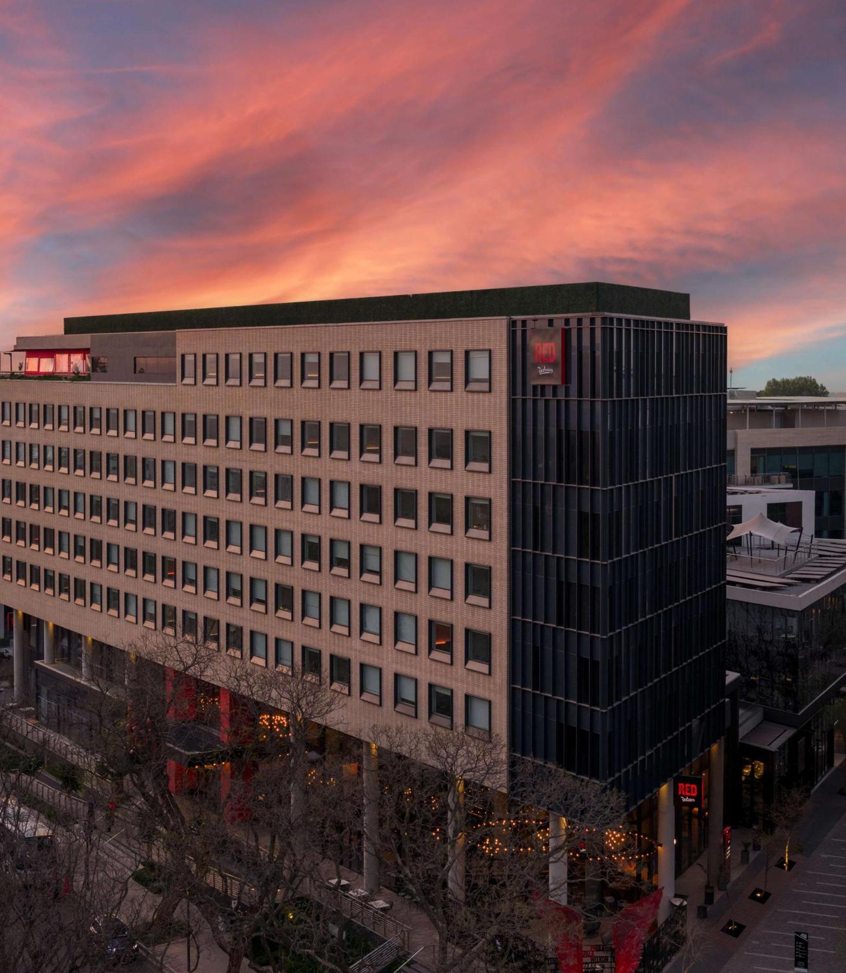 Radisson Red Rosebank Johannesburg