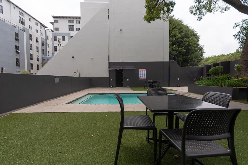 240 The Bolton Back Up Power 24 7 Apartment Johannesburg