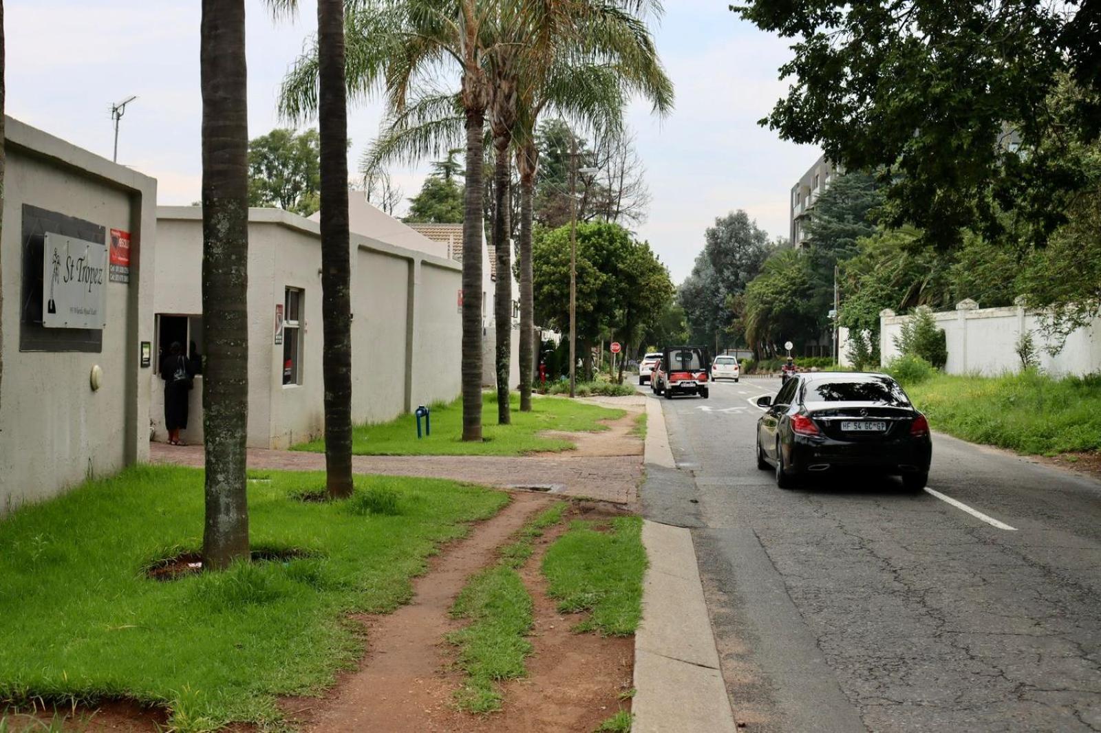 Apartment Feels Like Home, Sandton *