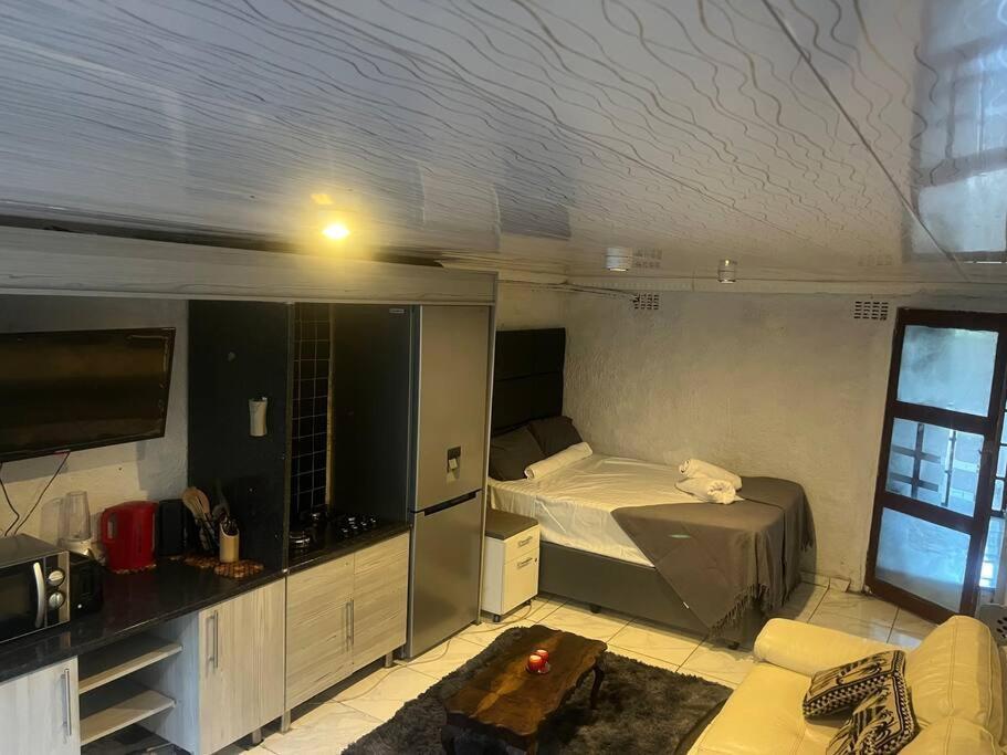 Apartment An Elegant Away From *