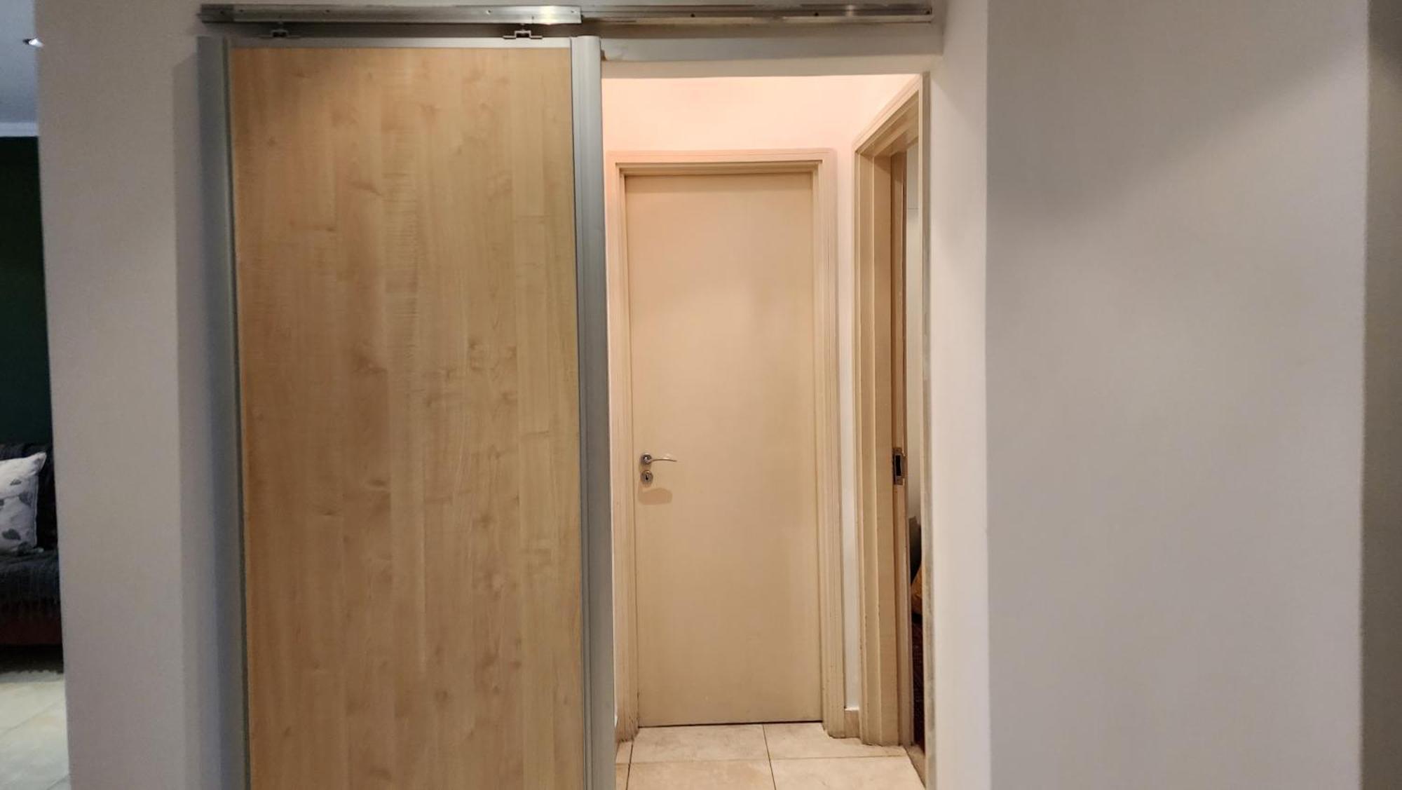 Sandhurst Sandton Apartment *