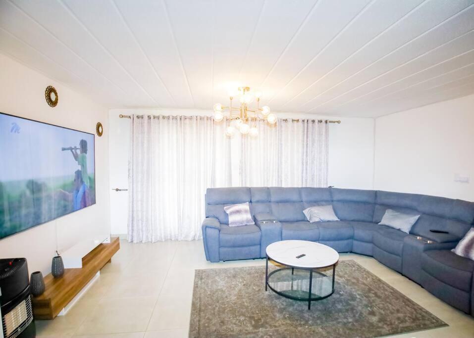 2 Bedroom Sandton Apartment Johannesburg