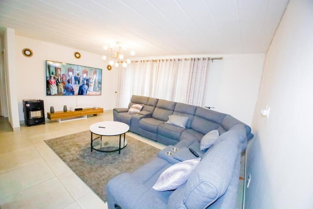 Apartment 2 Bedroom Sandton Johannesburg