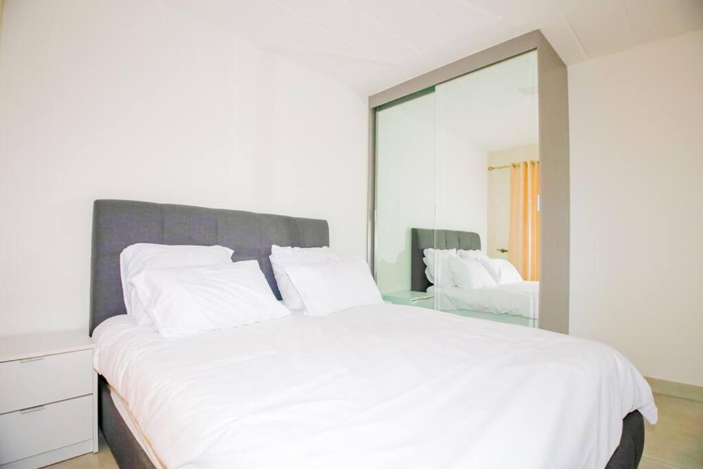 2 Bedroom Sandton Johannesburg