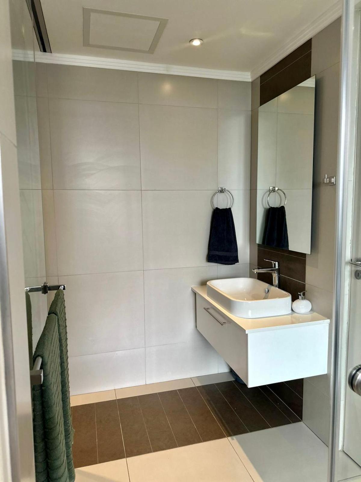 Luxurious 2-kingsize Beds, Pool And At Masingita Apartment