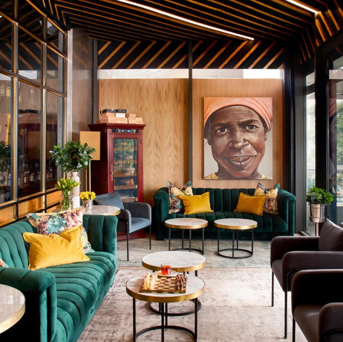 Luxurious 2-kingsize Beds, Pool And At Masingita Johannesburg