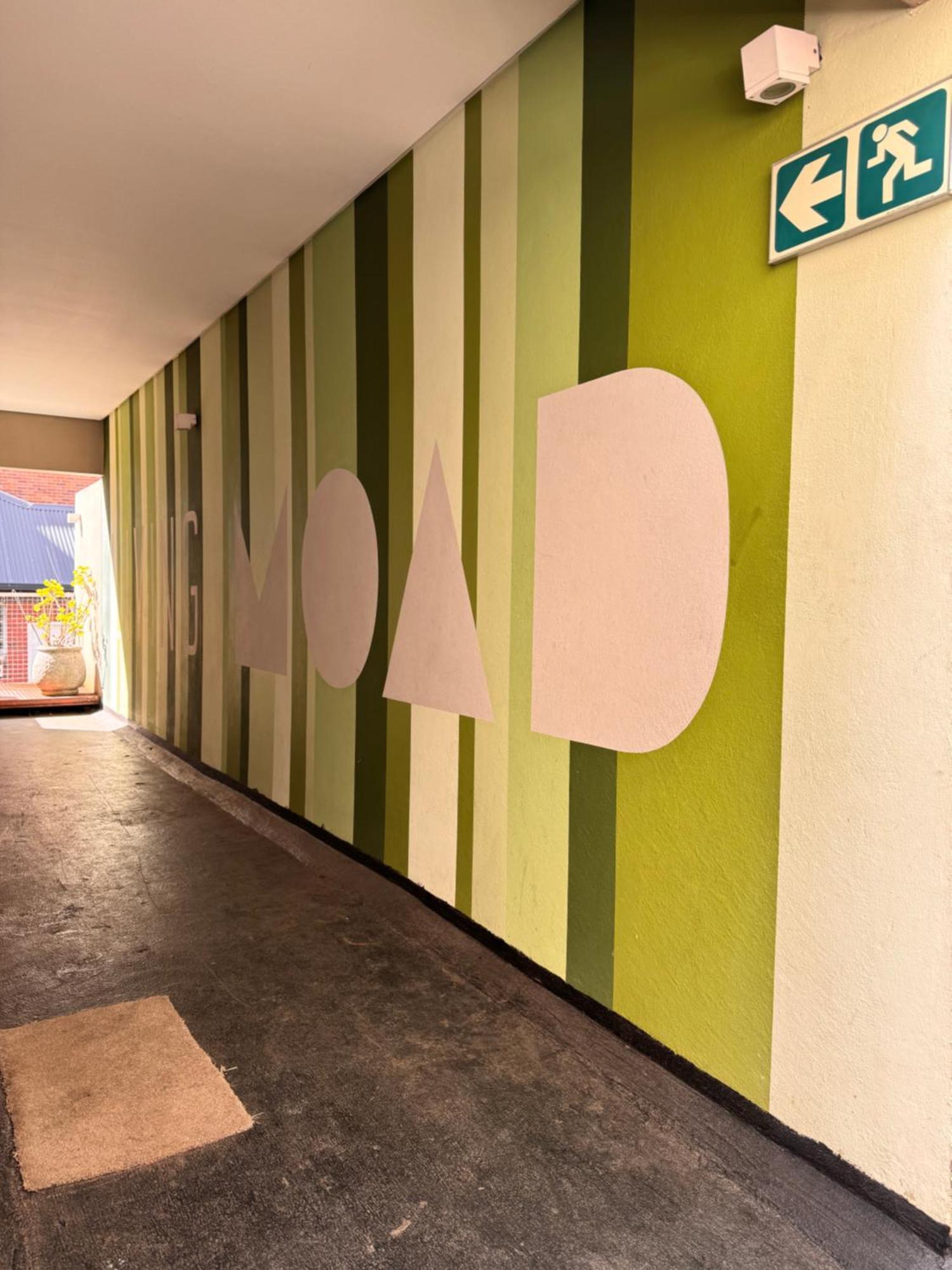 Uptown Oasis 2 Bedrooms , 2 Bathrooms In Maboneng With Unlimited Wifi *