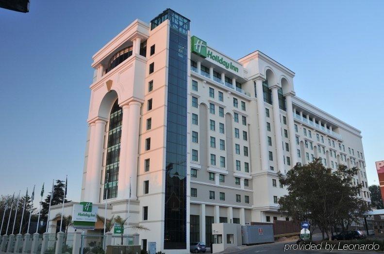 Khách sạn Southern Sun Sandton 4*