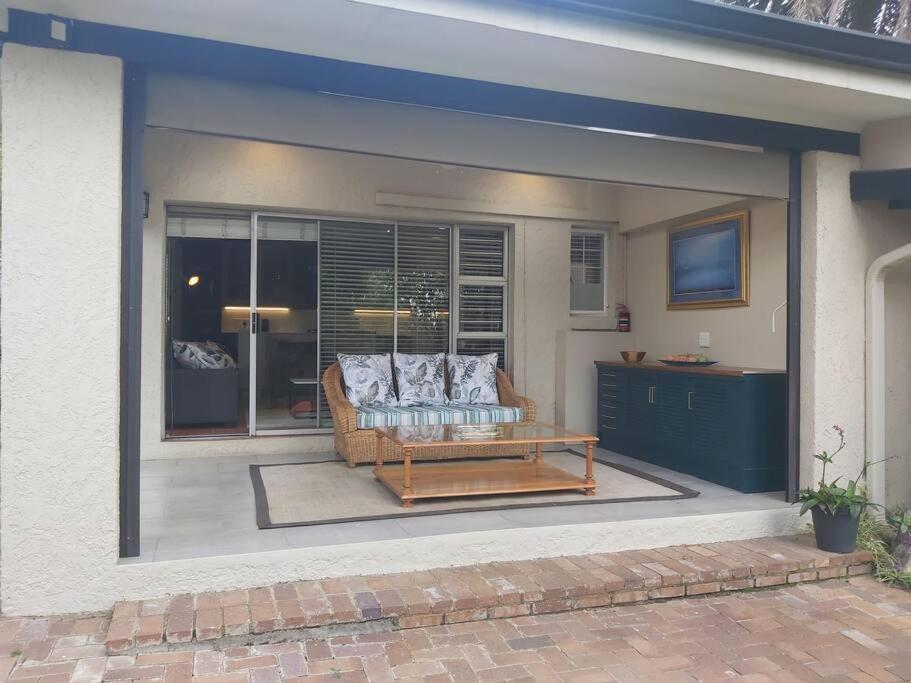 Fernpark Cottage, Fresh & Modern *