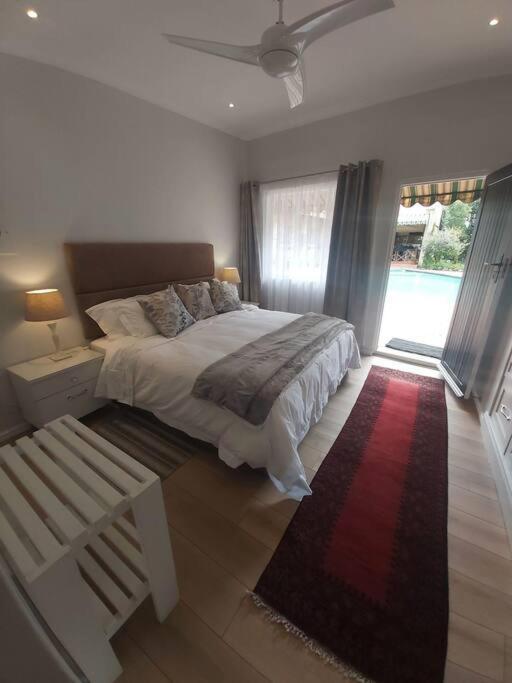 Fernpark Cottage, Fresh & Modern Johannesburg