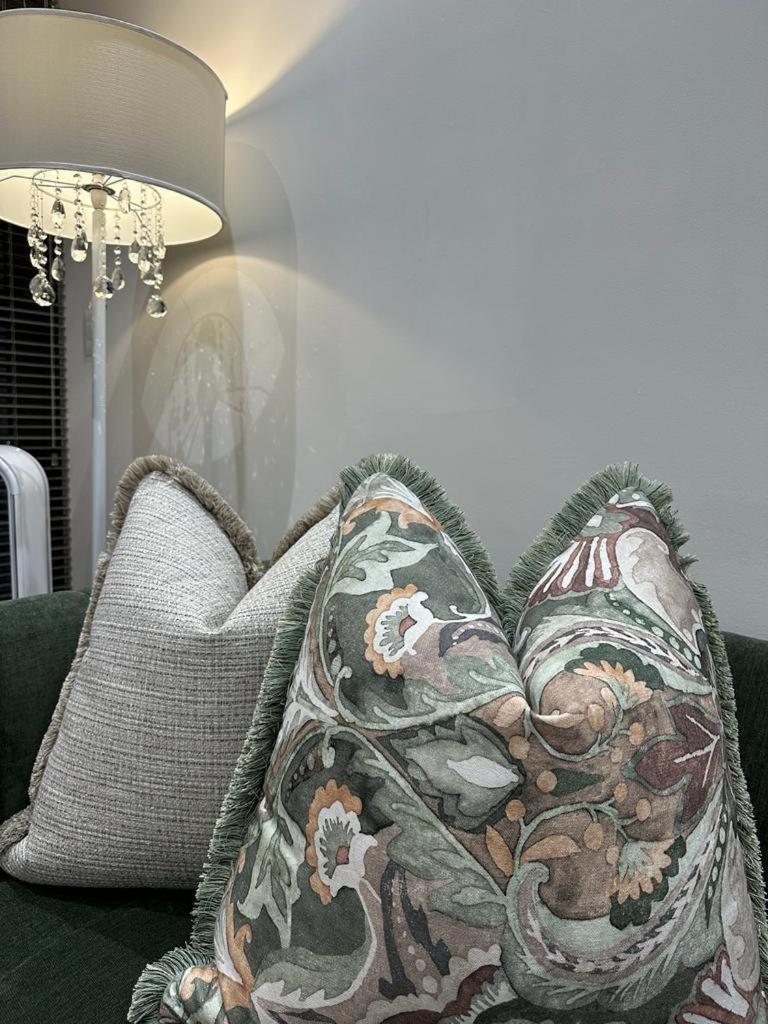 Delight Luxurious Apartment
