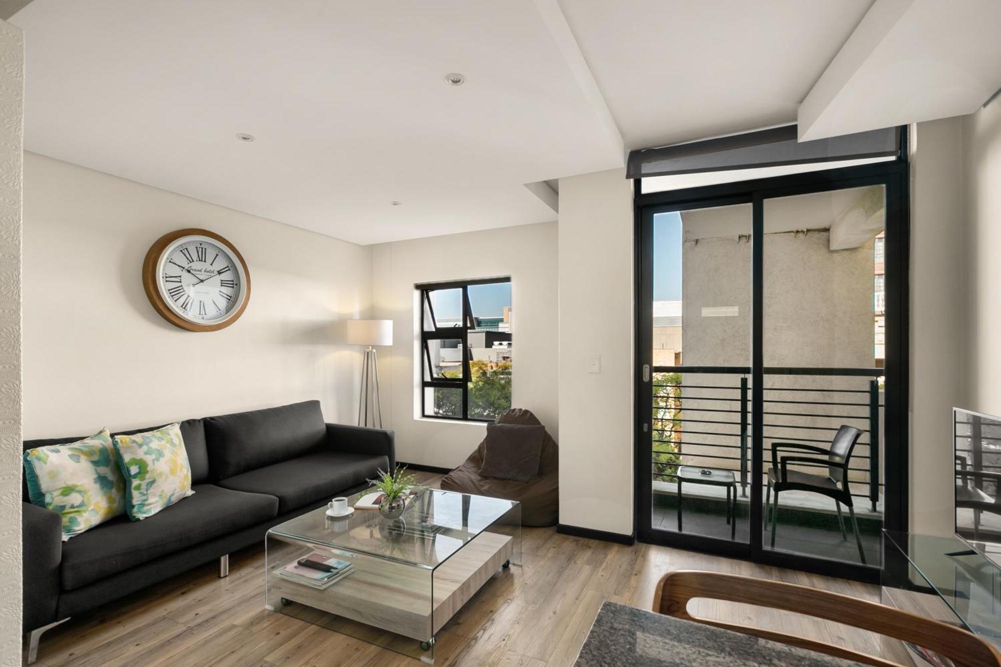 Easy - The Vantage Rosebank Apartment *