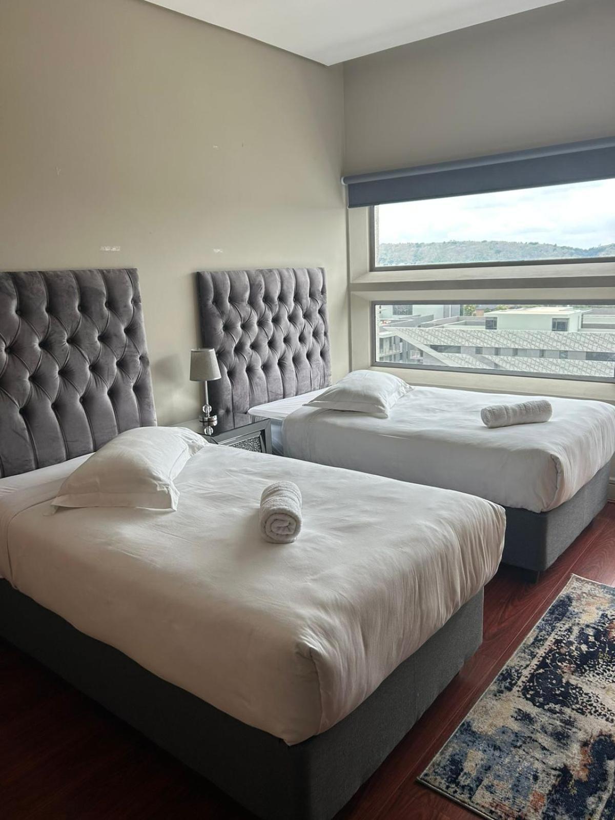Apartment Sagali Nights - 403 Bedford Centre Johannesburg