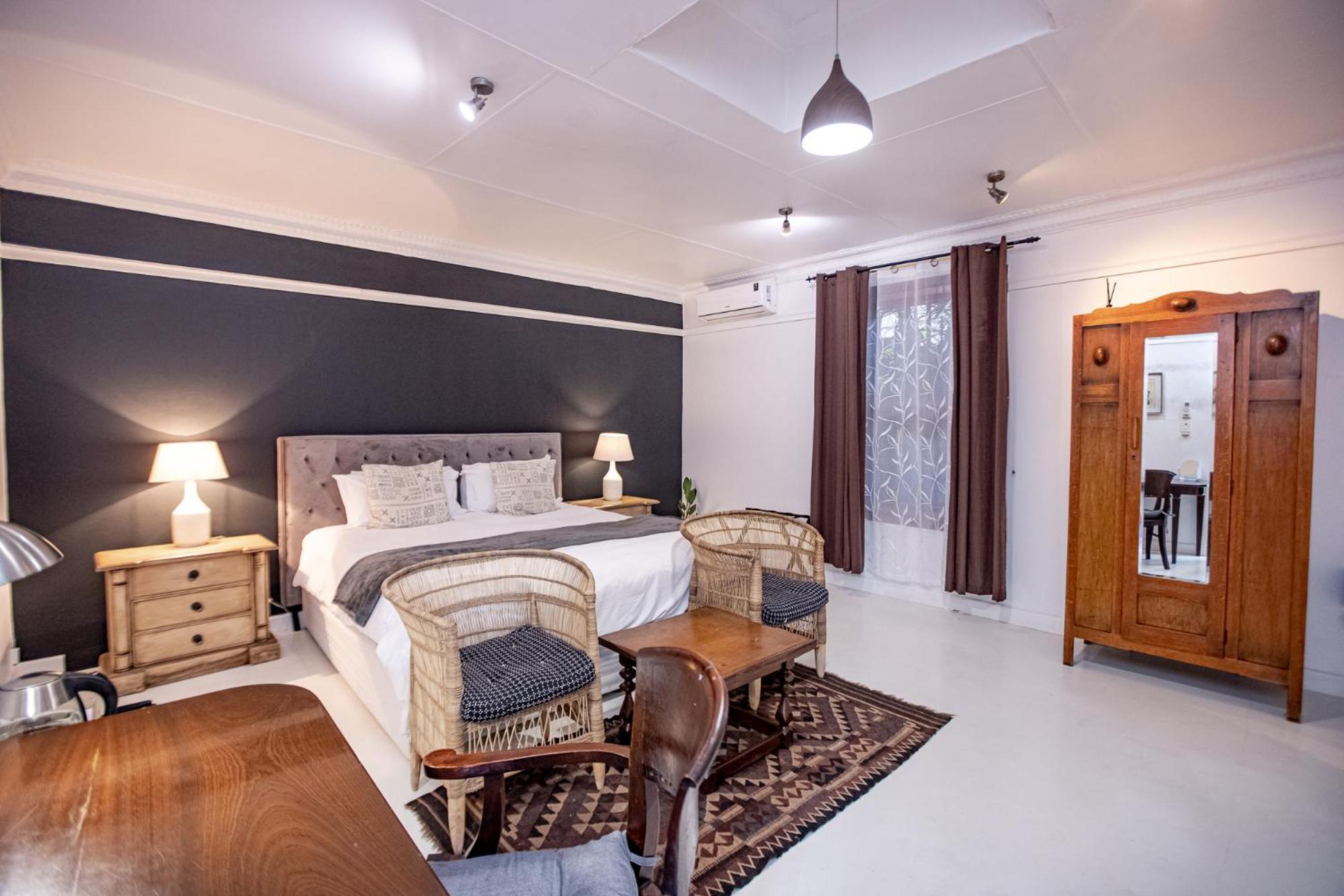 84 On Fourth Guest house 4*