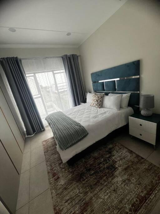 Crestline3 At Emeraldskye Apartamento Joanesburgo