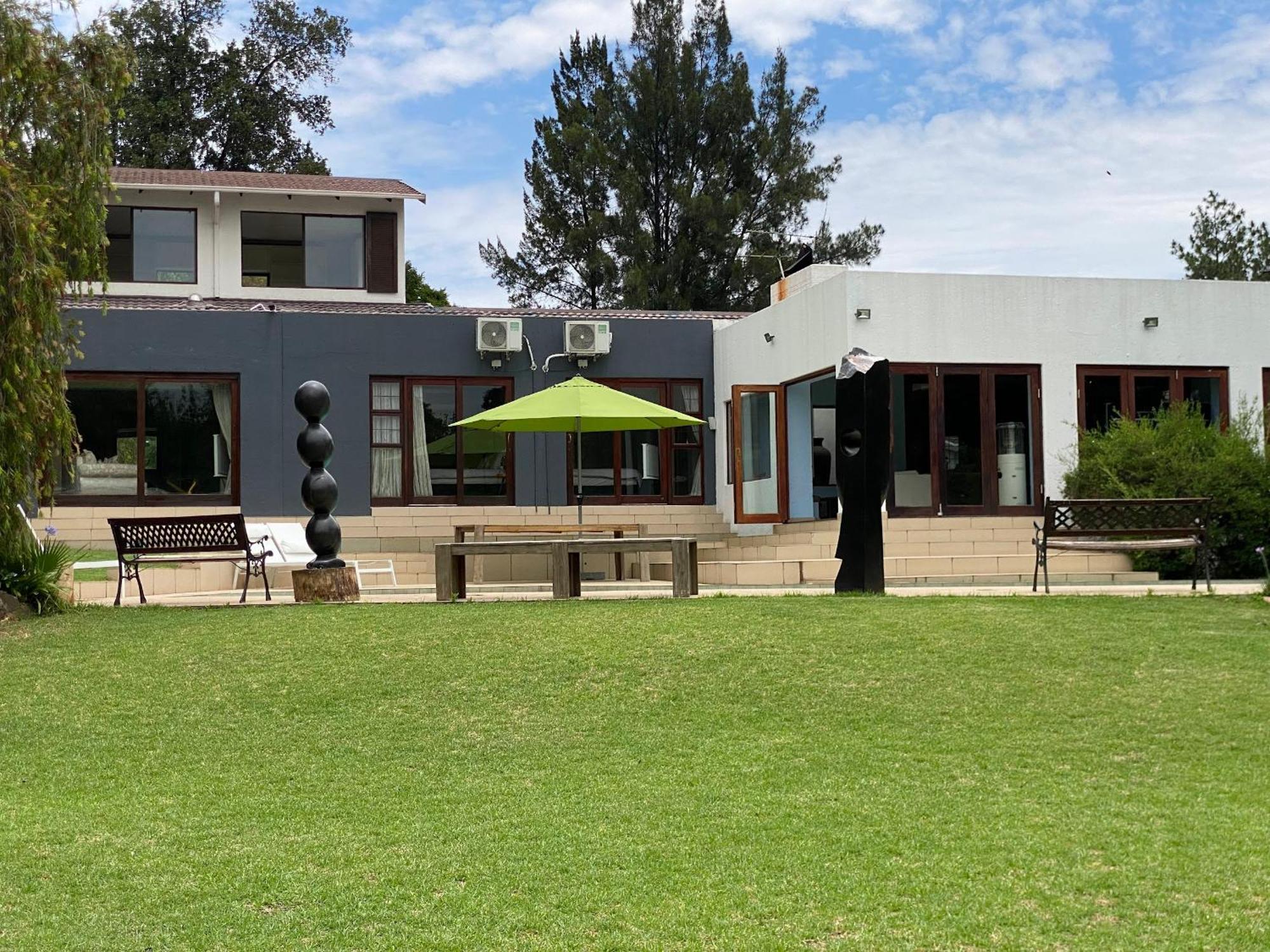 The Ridgeback, 4 Bedroom House Bryanston * Joanesburgo