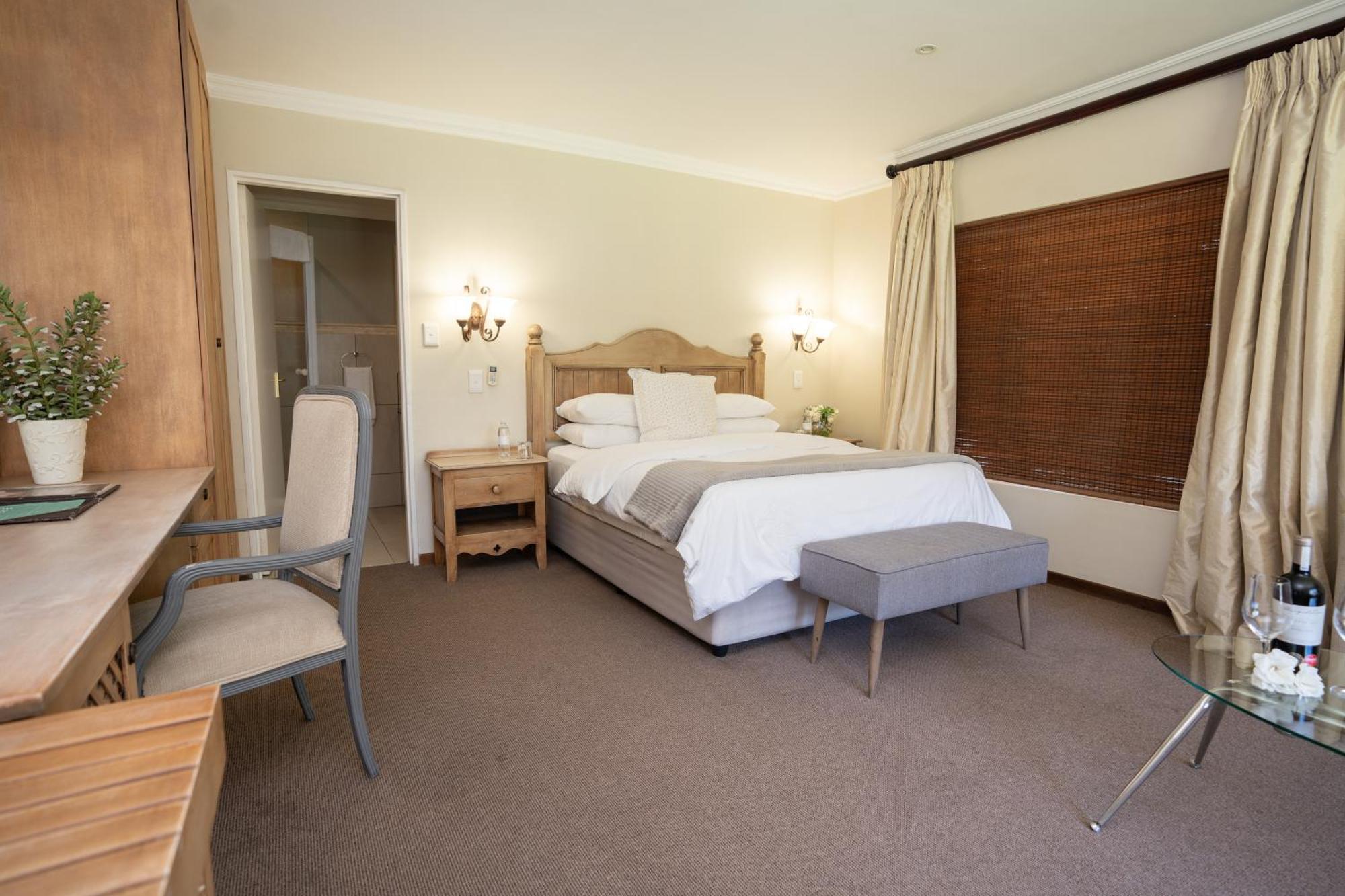 Little Tuscany Boutique Hotel 4*