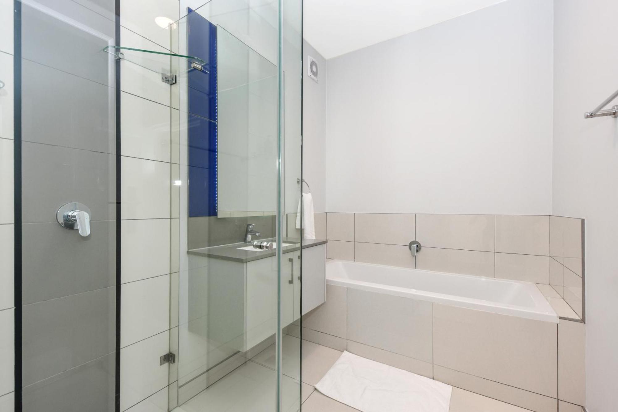 Apartment Easy - The Median Rosebank *