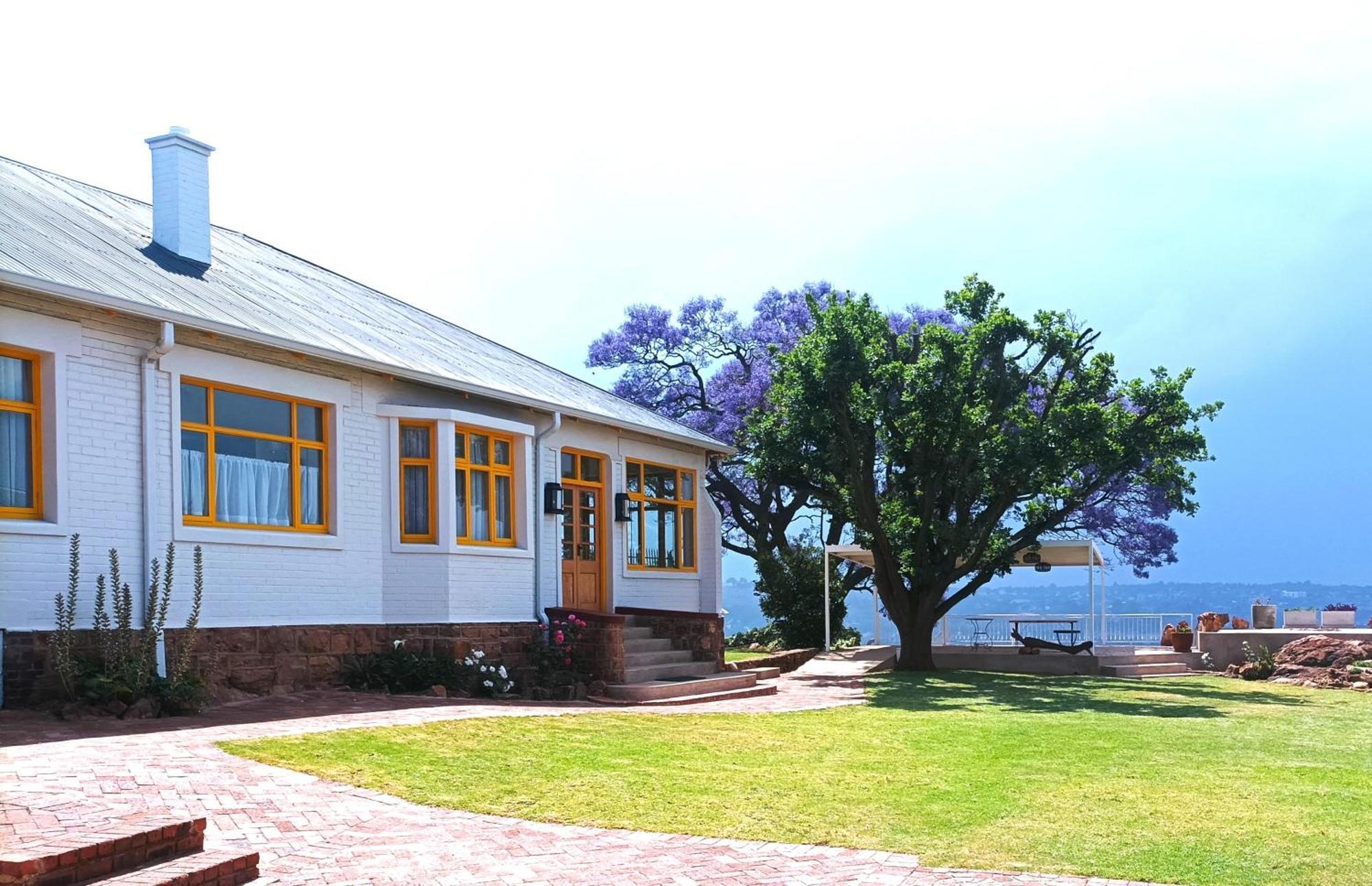 Fishbird Art Deco Guest house *
