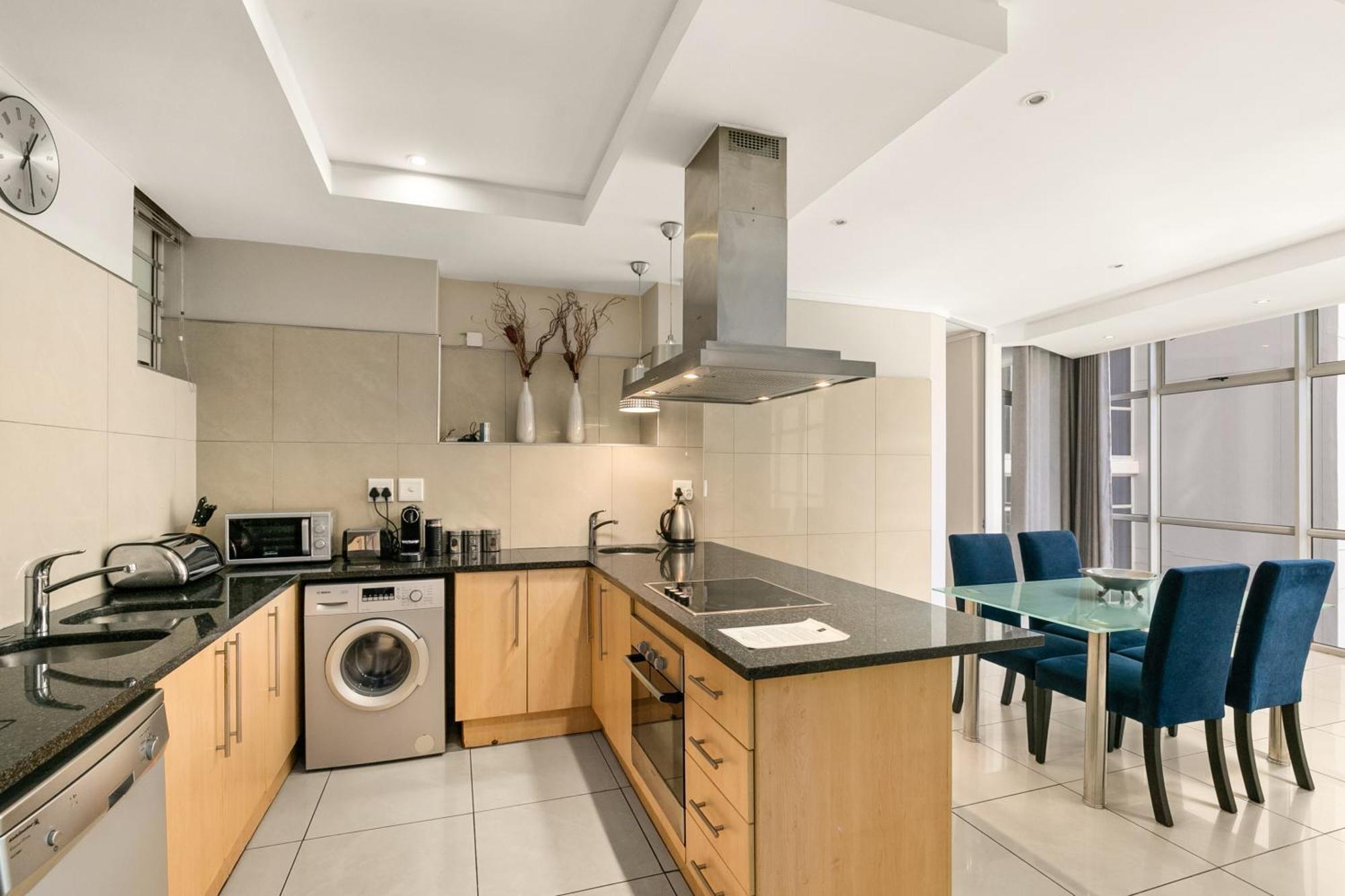 Căn hộ Hydro Park Residences In Sandton With Generator