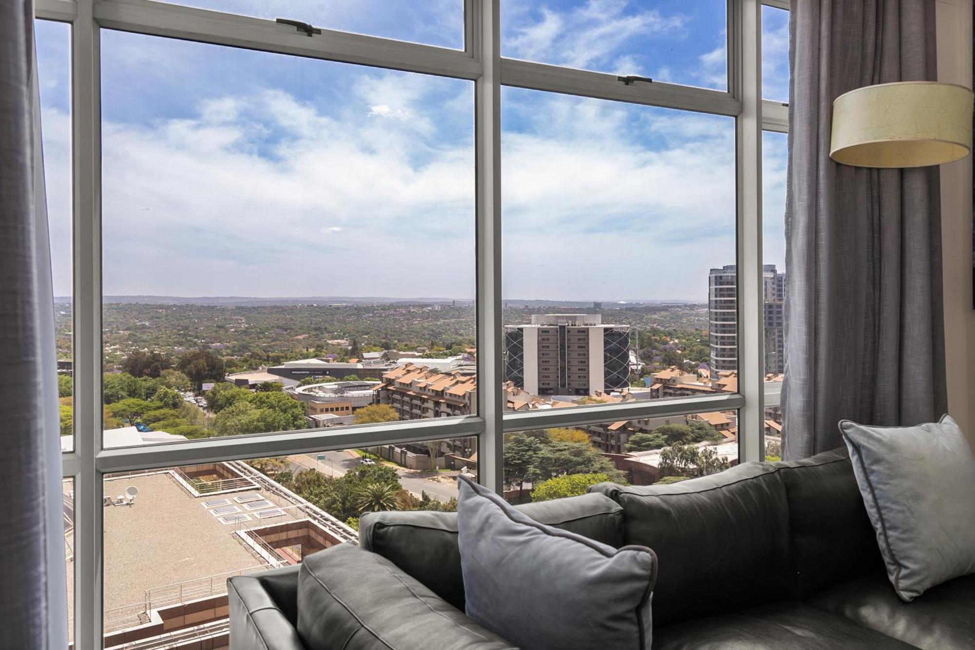 Apartment Hydro Park Residences In Sandton With Generator Johannesburg