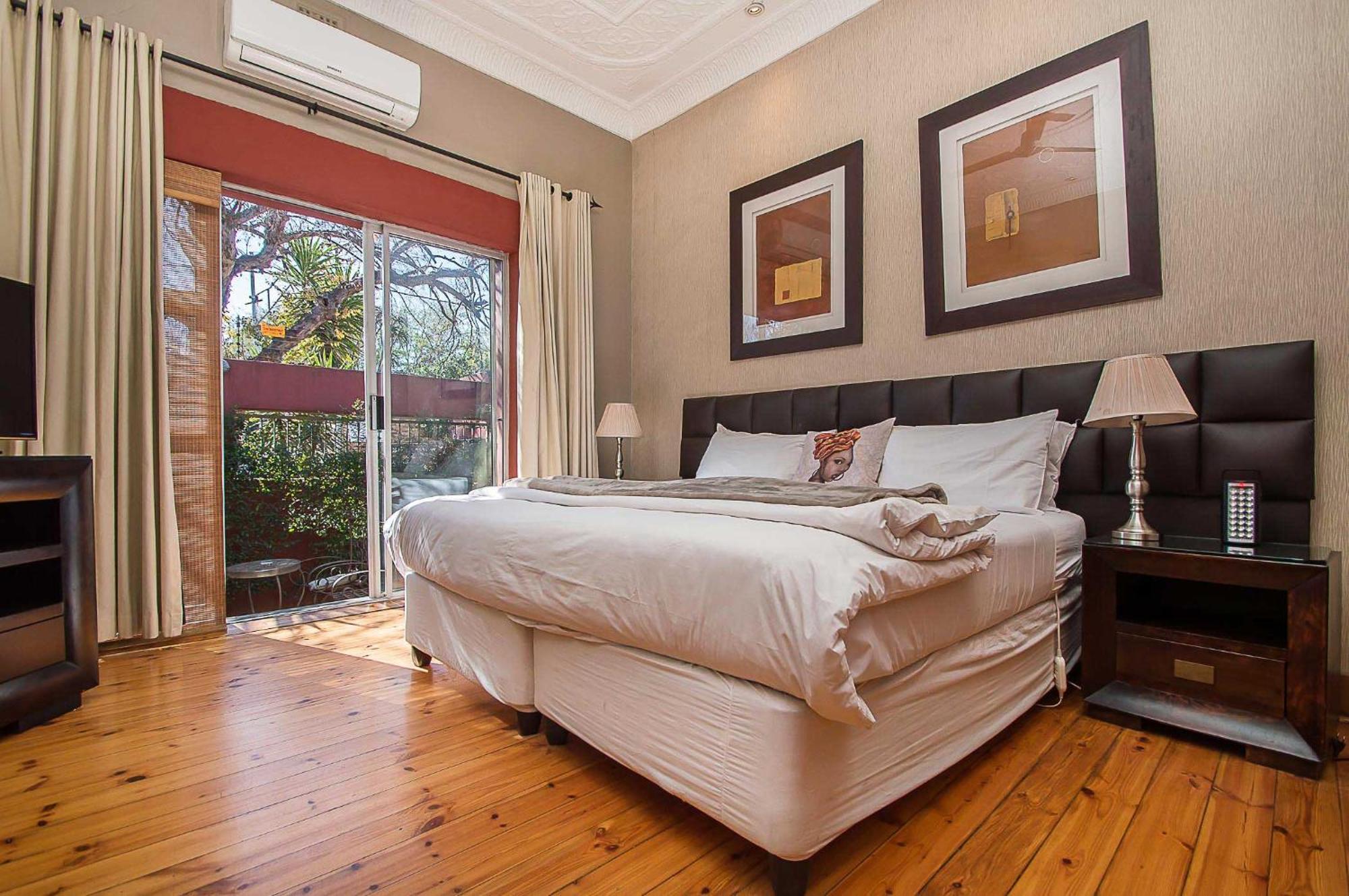 Saffron Guest house 4*
