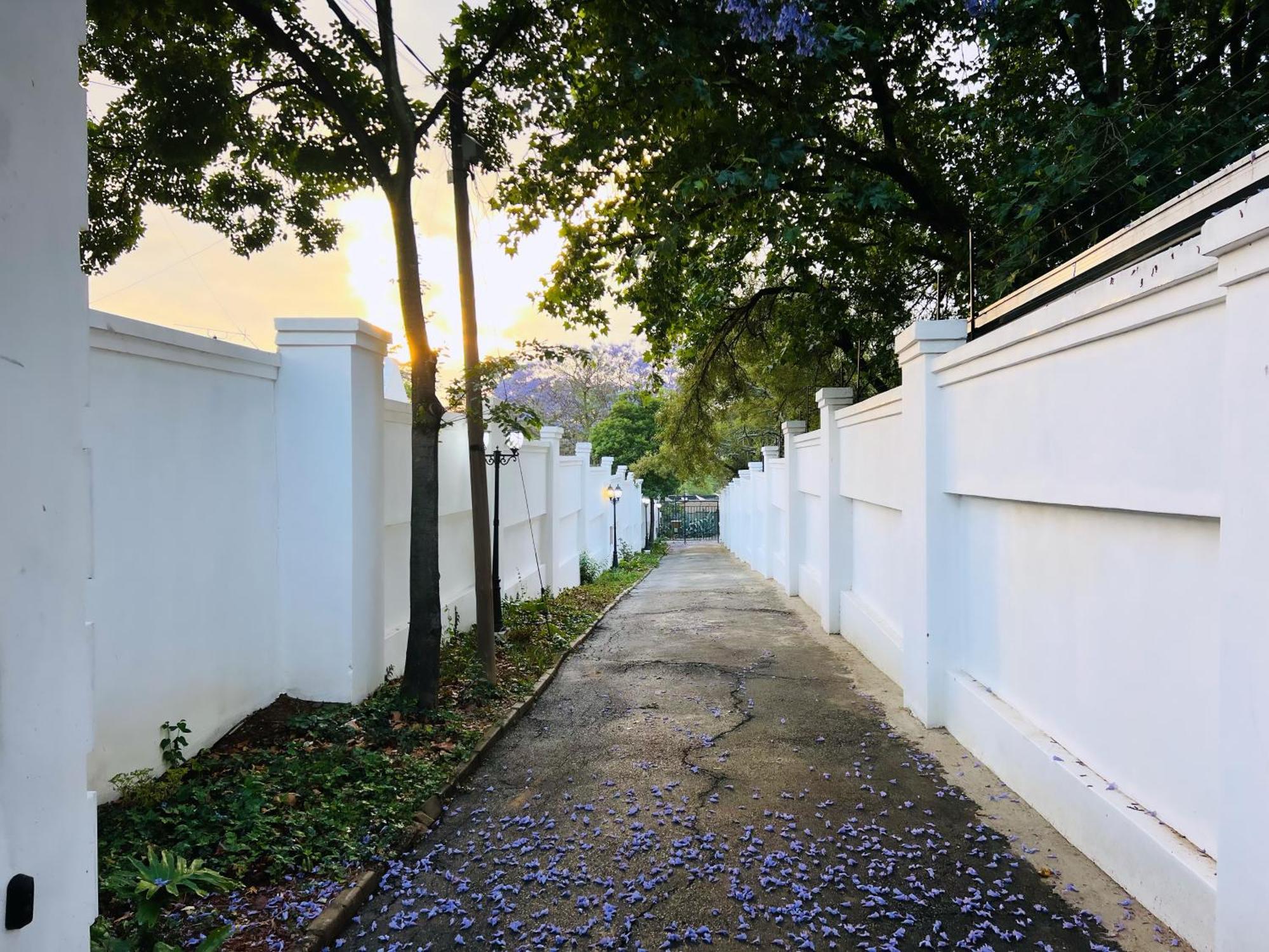 435 On Vale Boutique * Johannesburg