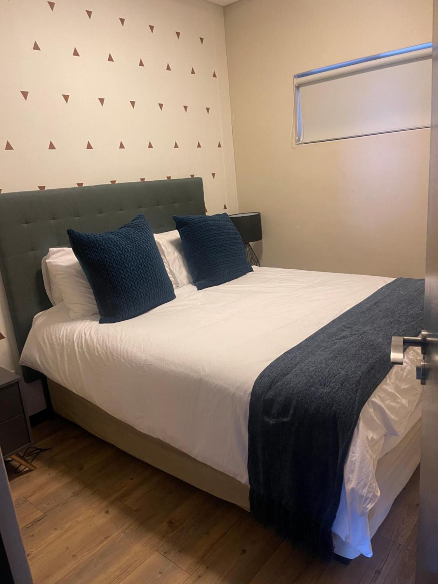 Apartment No316 The Vantage Rosebank Johannesburg