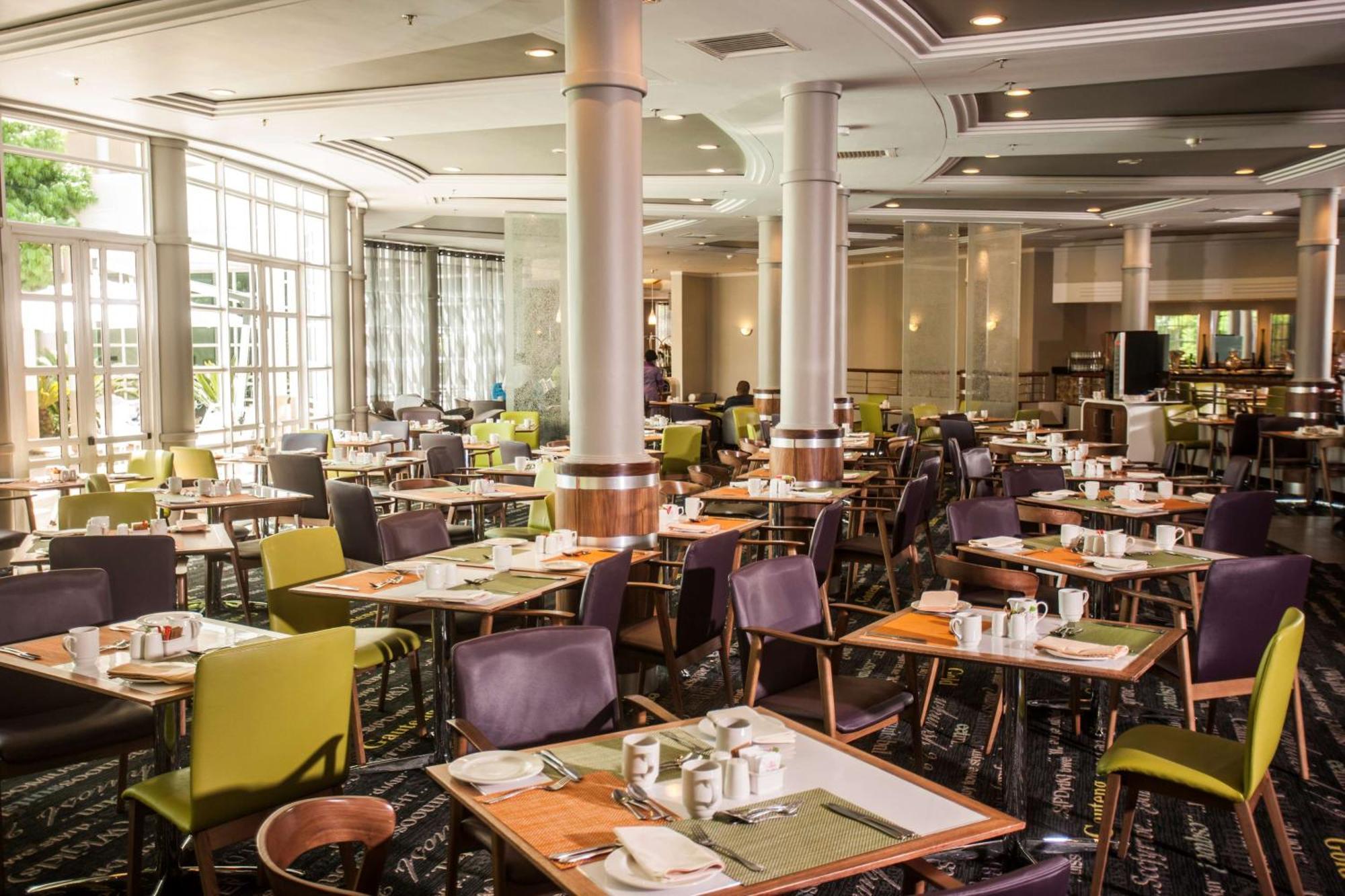 Hotel Garden Court Sandton