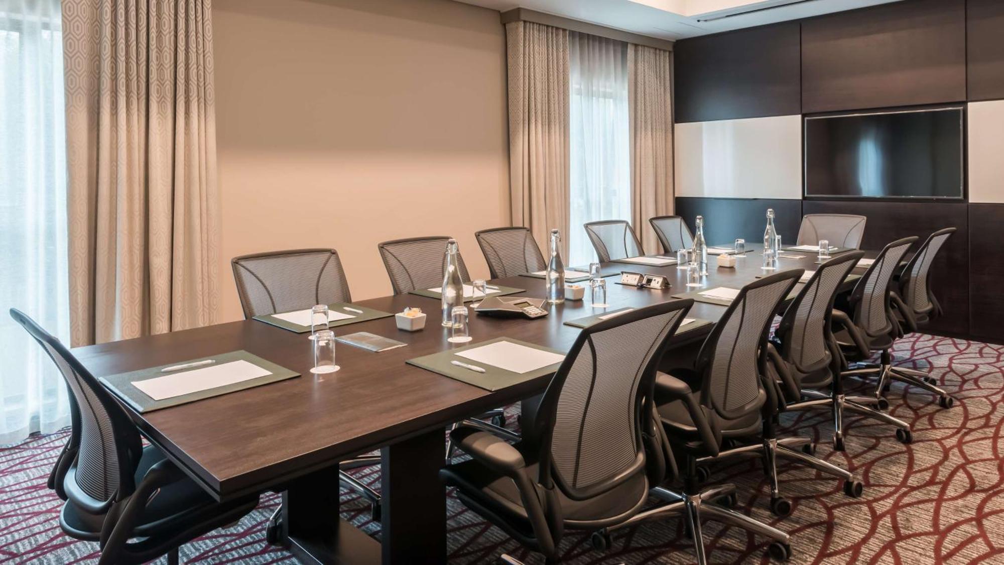 Southern Sun Sandton Khách sạn 4*