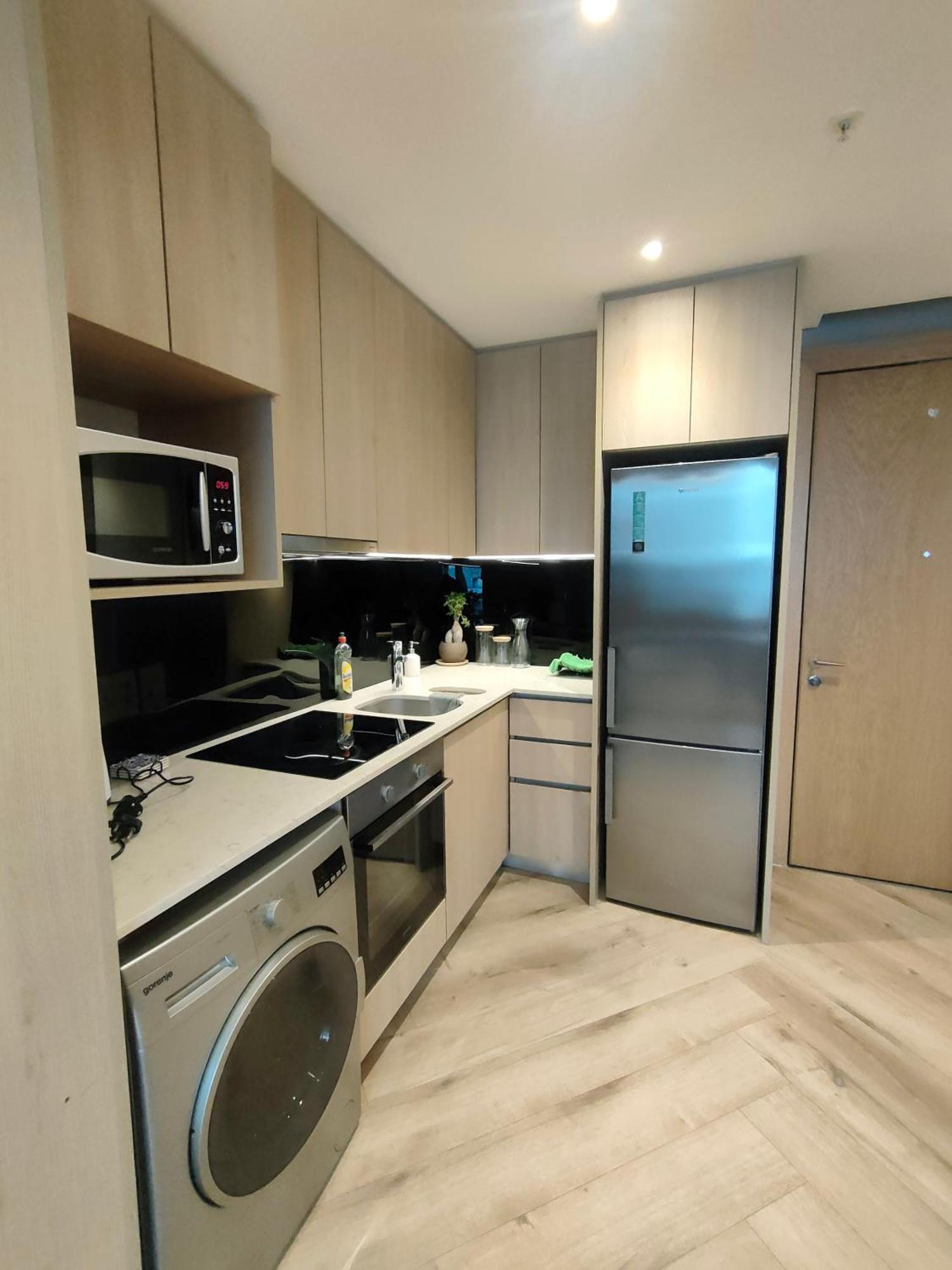 Apartment Modern 1br Apt Near Sandton City No Loadshedding *