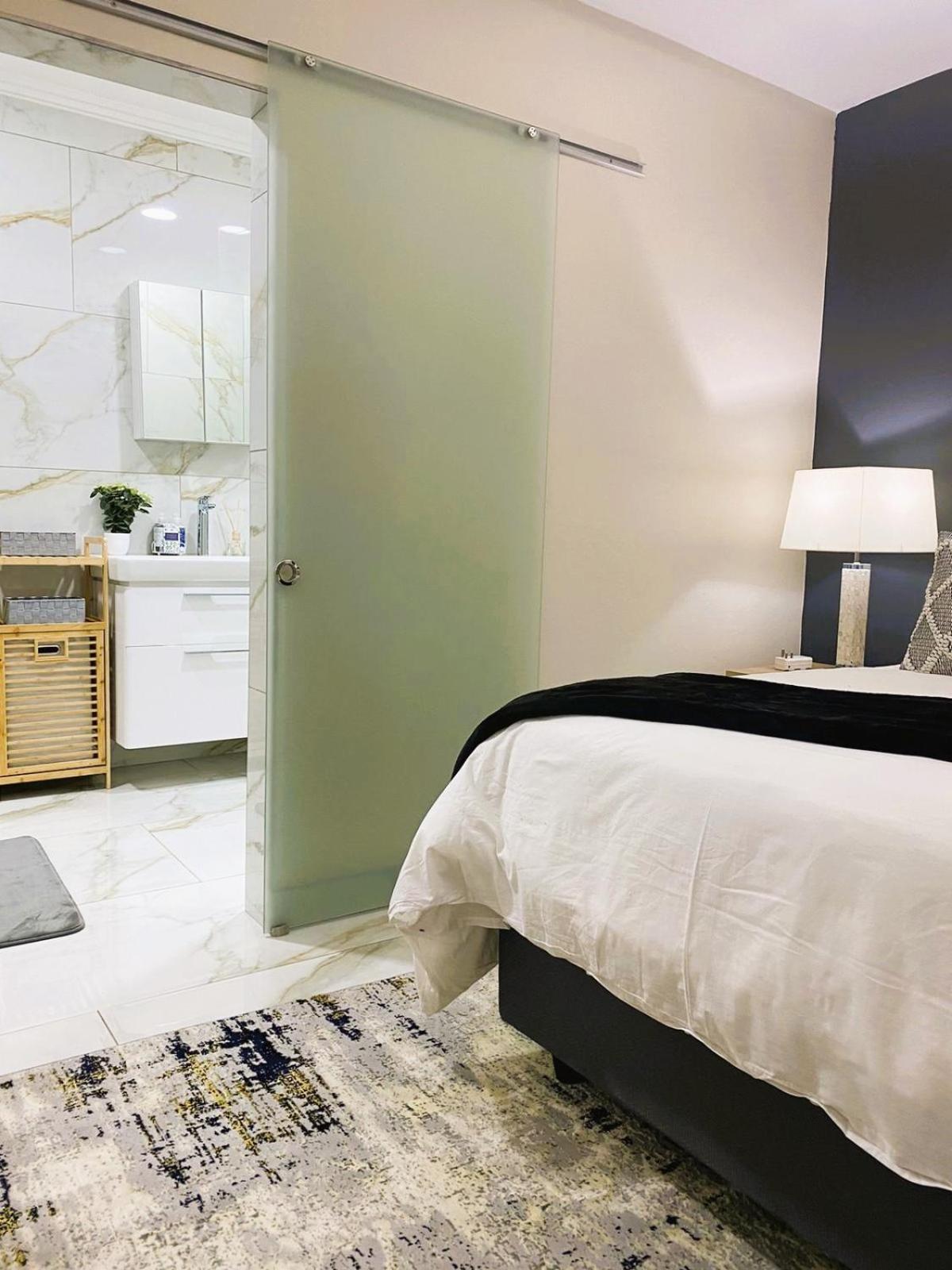 Westpoint Exclusive With Power Back Up Apartamento Joanesburgo