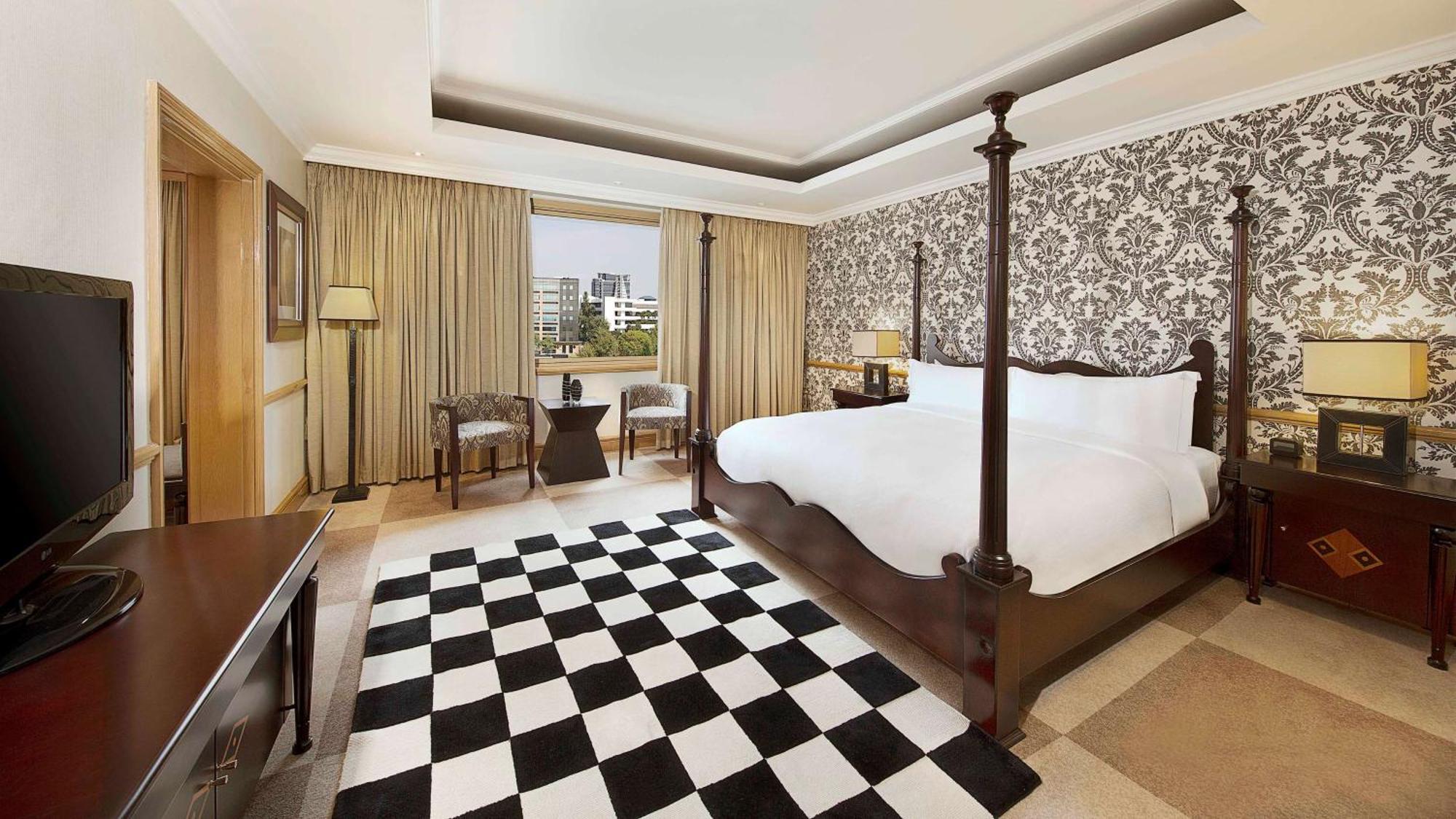 Hotel Nh Sandton 5*