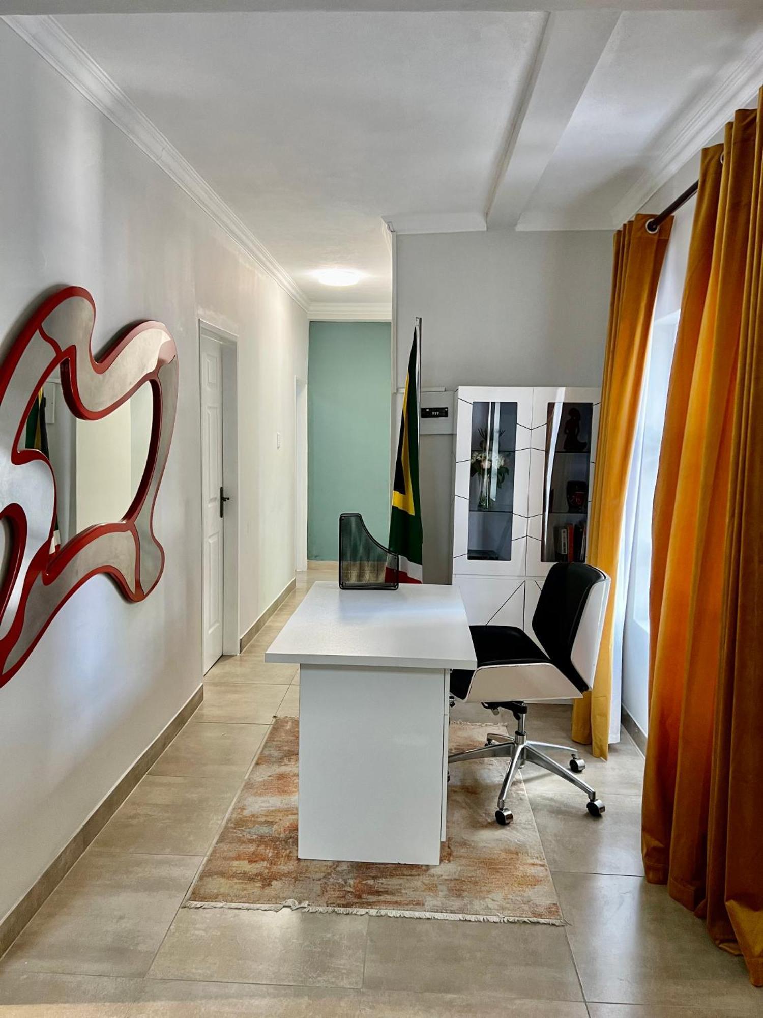 435 On Vale Boutique * Johannesburg