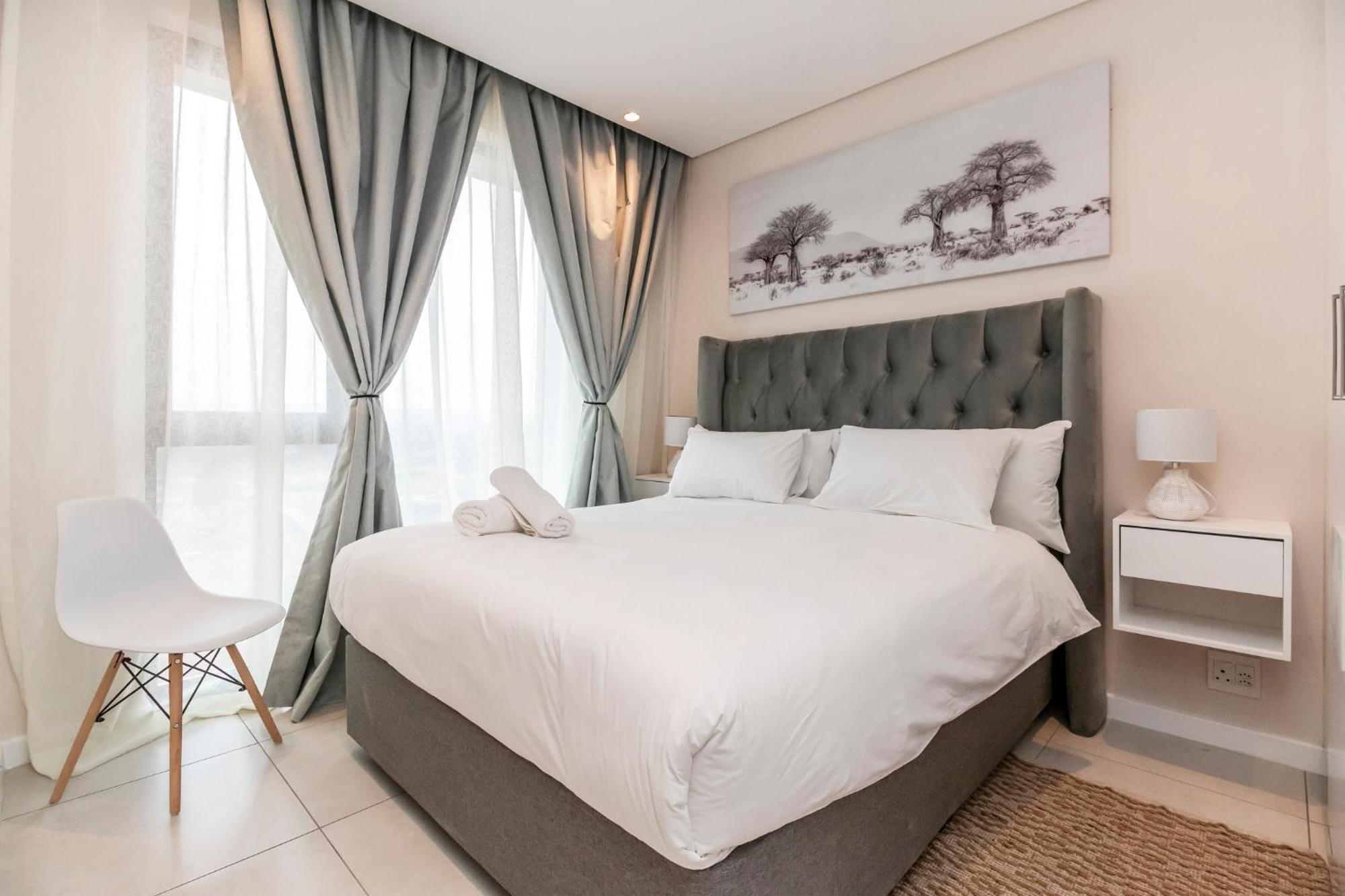 Sandton Gate Luxury Apartment *