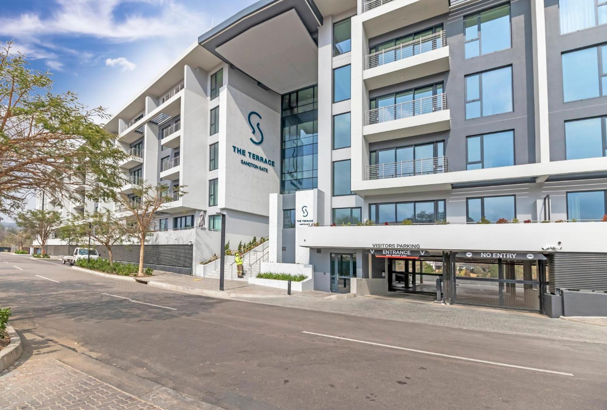 Sandton Gate Luxury Apartment *