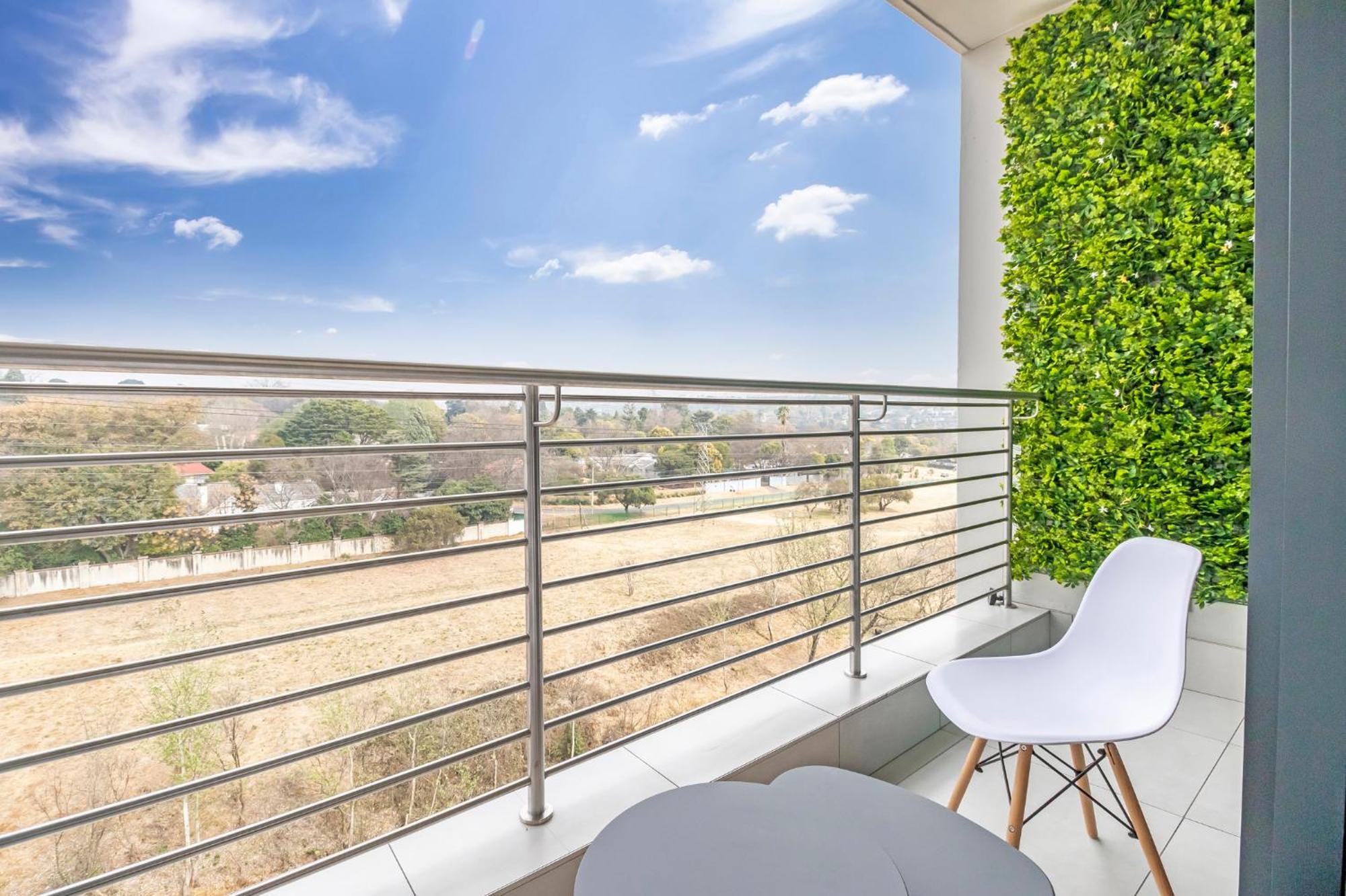 Sandton Gate Luxury * Johannesburg