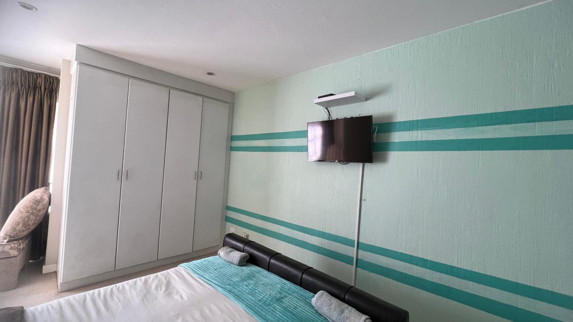 Homestay Sizanazo - In The Heart Of Northcliff Hill
