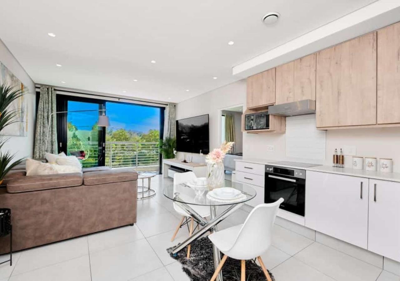 1 Bedroom In Sandton * Johannesburg