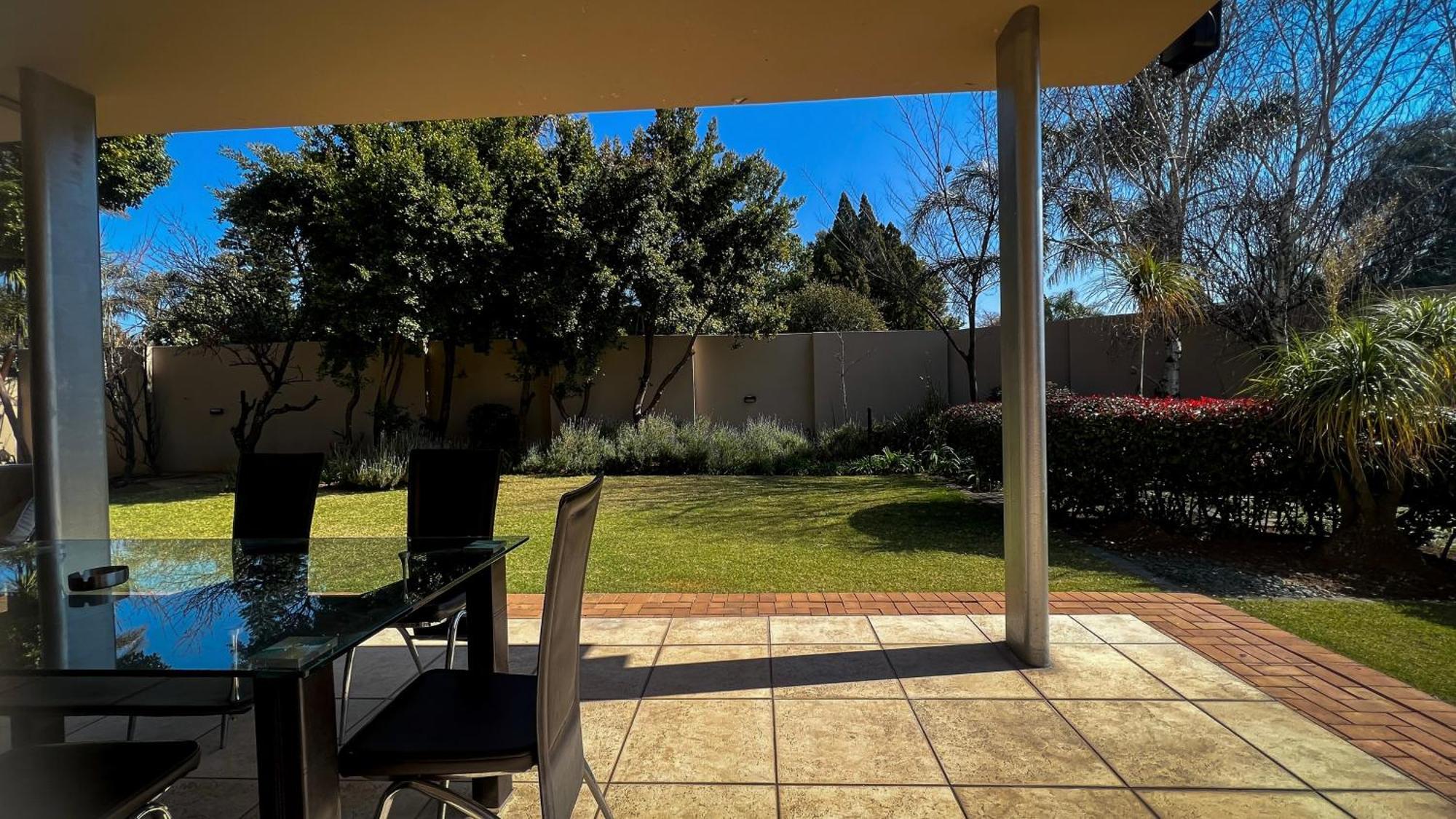 Sizanazo - In The Heart Of Northcliff Hill Johannesburg