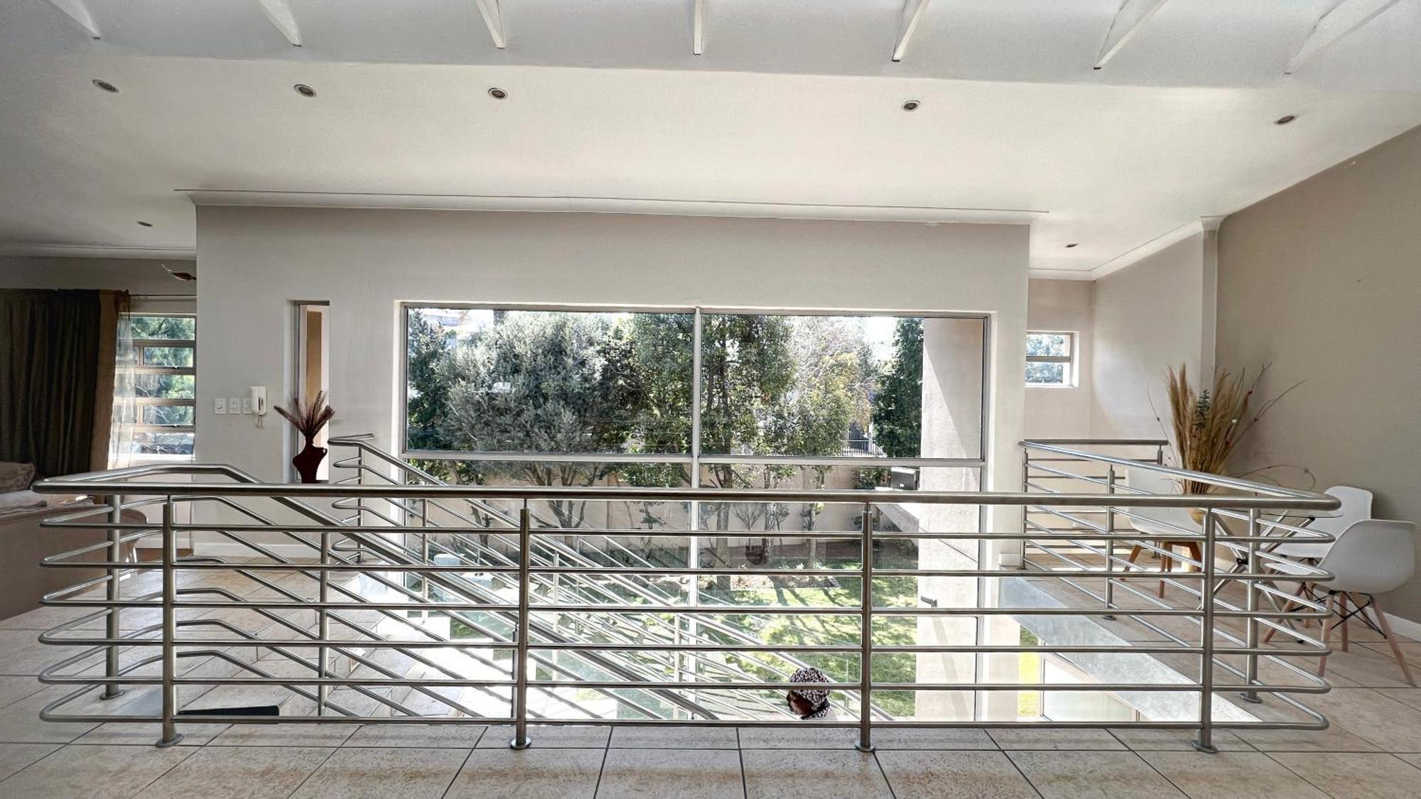 Sizanazo - In The Heart Of Northcliff Hill Johannesburg